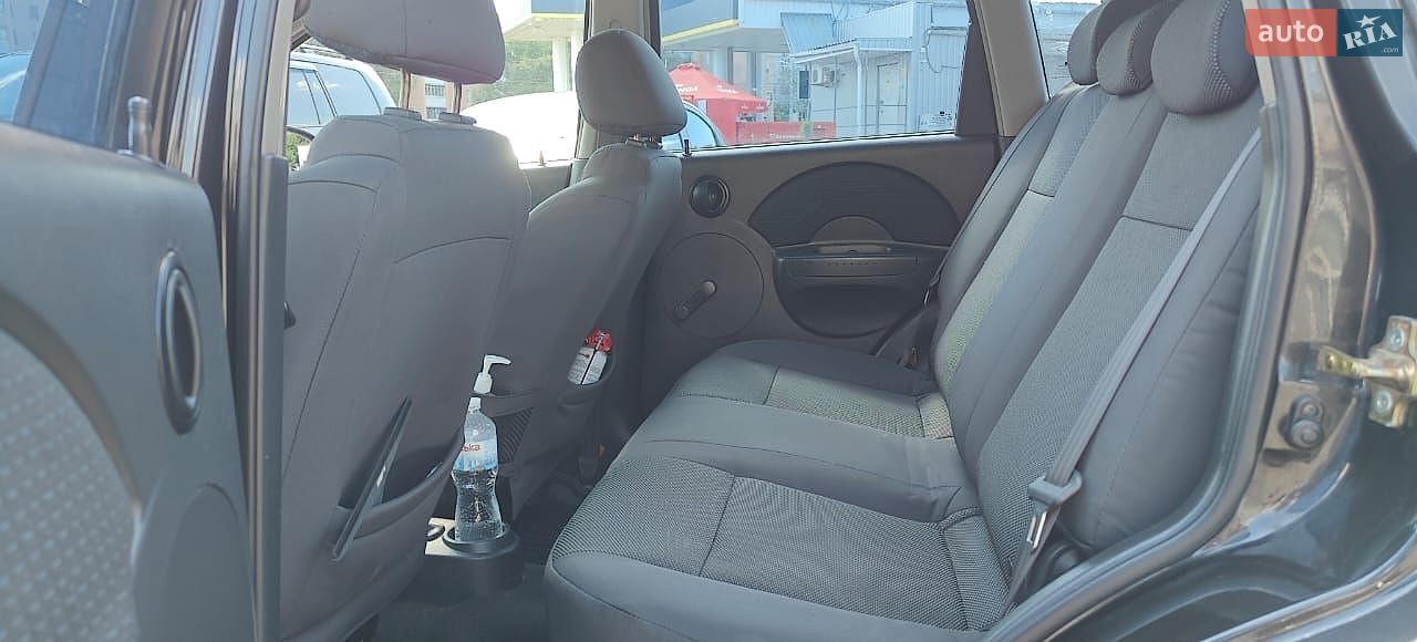 Chevrolet Aveo 2007 VIN Y6DSF48YE7B750364 фото оголошення 8 з 12