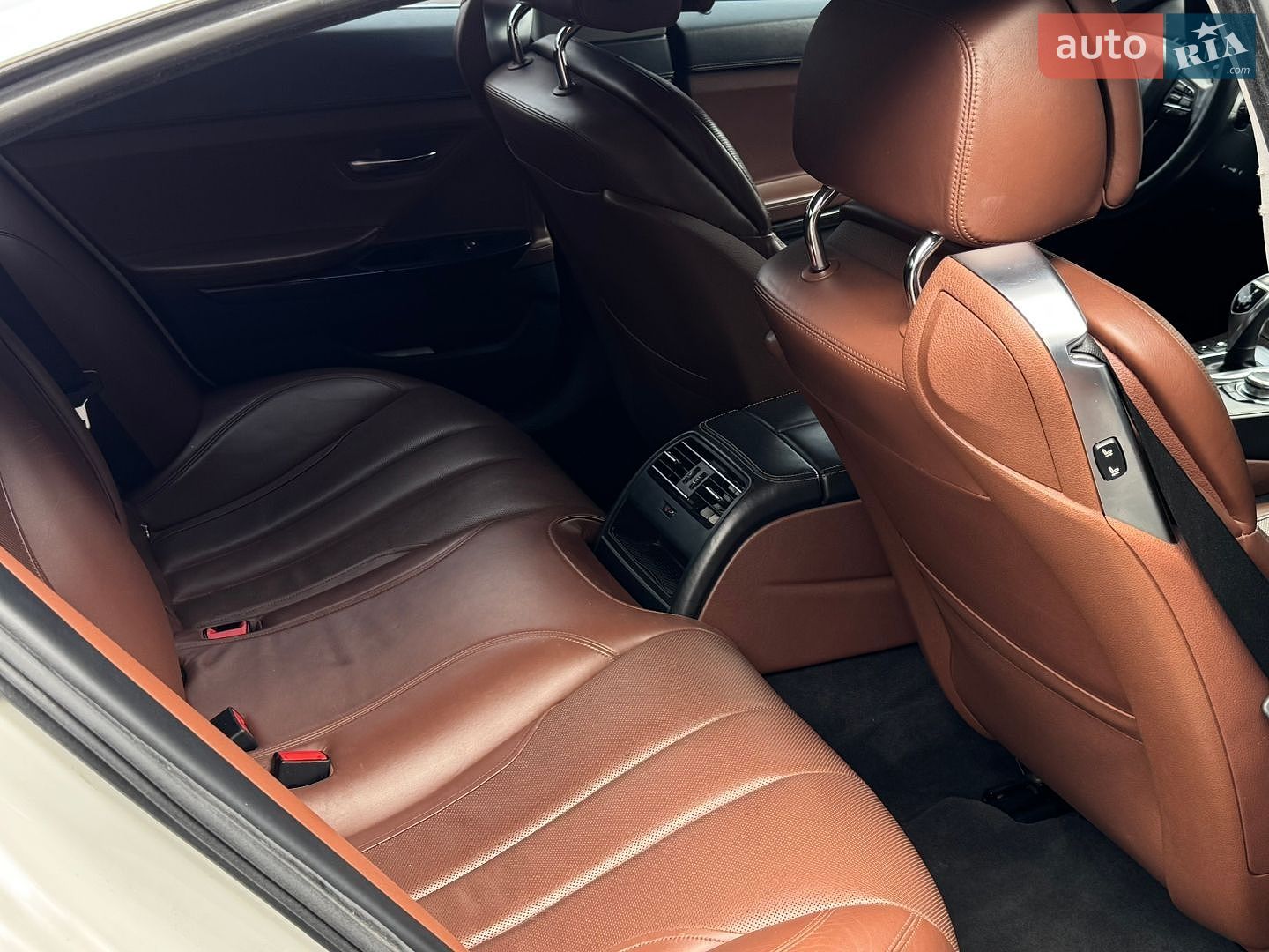 BMW 6 Series Gran Coupe 2013 VIN WBA6B81070DZ71830 фото оголошення 15 з 28