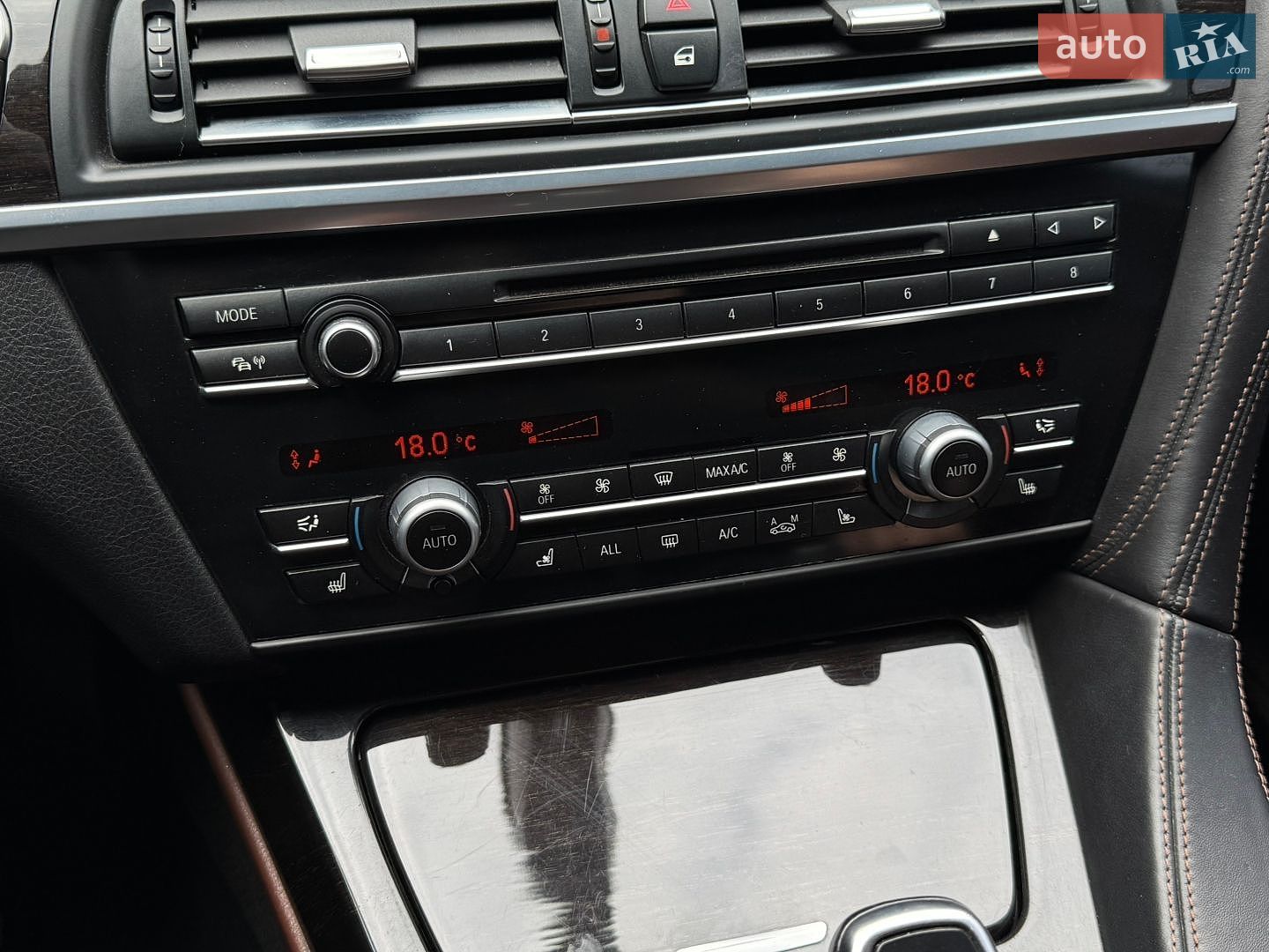 BMW 6 Series Gran Coupe 2013 VIN WBA6B81070DZ71830 фото оголошення 18 з 28