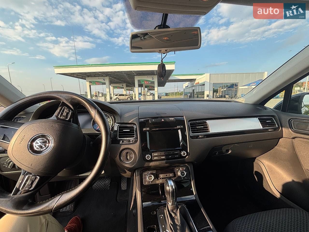 Volkswagen Touareg 2013 VIN WVGZZZ7PZED023329 фото оголошення 5 з 12