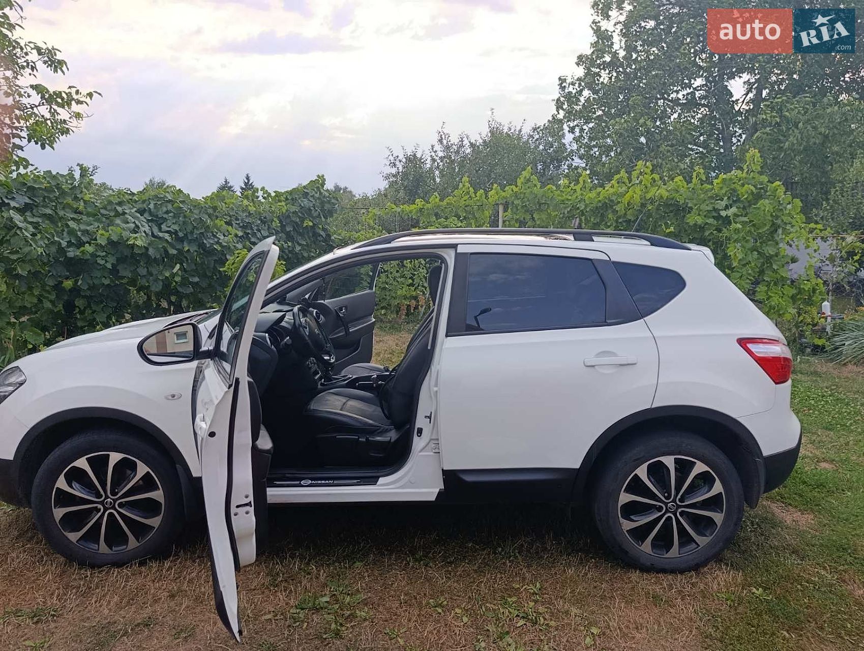 Nissan Qashqai 2013 VIN SJNFCAJ10U2791063 фото оголошення 5 з 21