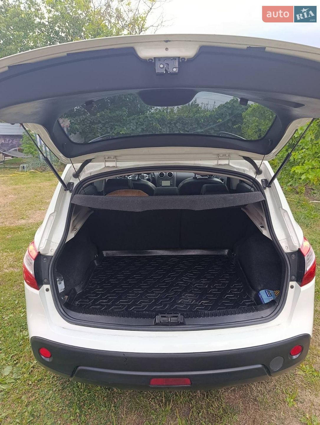 Nissan Qashqai 2013 VIN SJNFCAJ10U2791063 фото оголошення 8 з 21