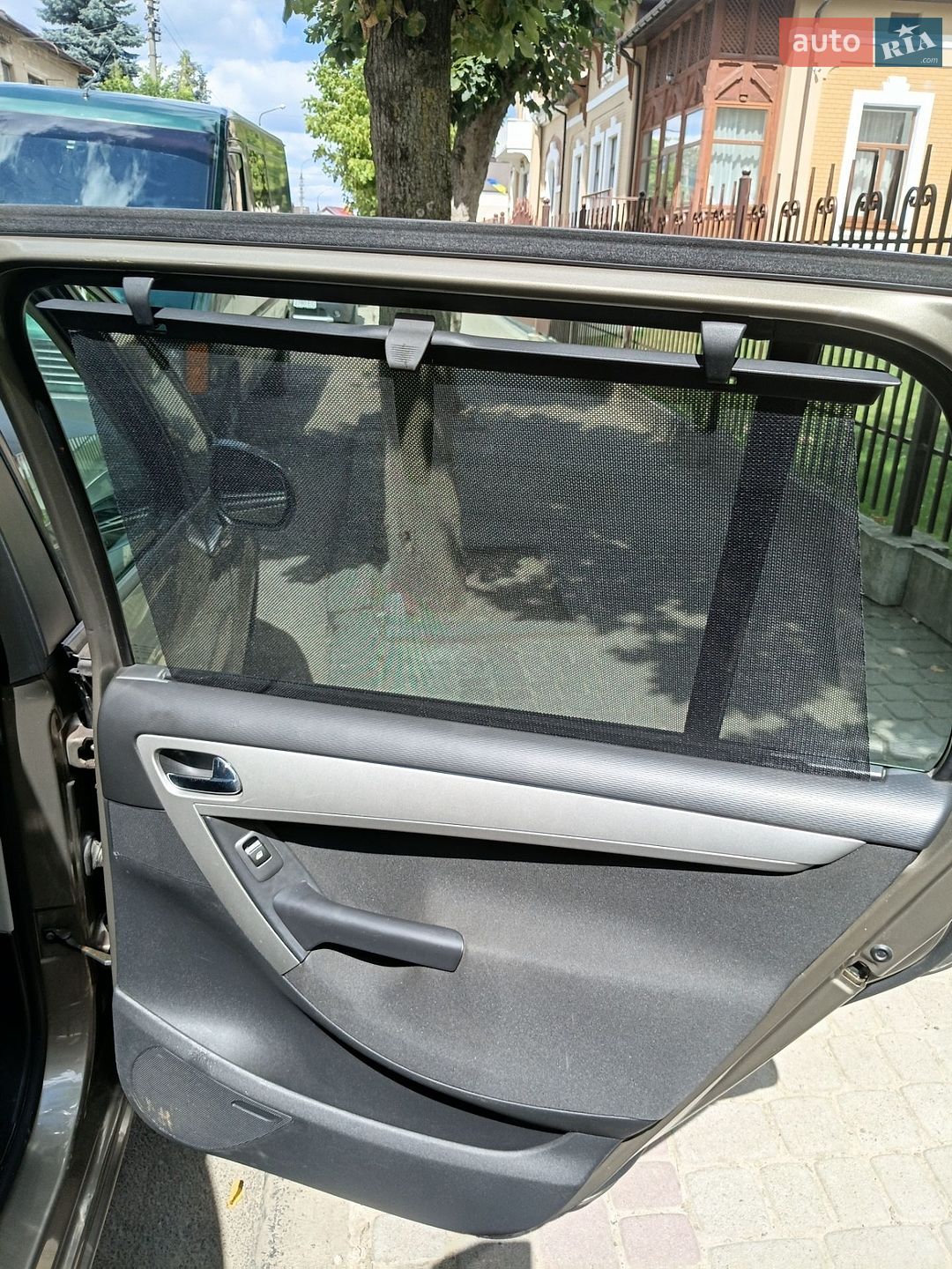 Citroen C4 Picasso 2011 VIN VF7UA9HR8BJ741401 фото оголошення 22 з 24