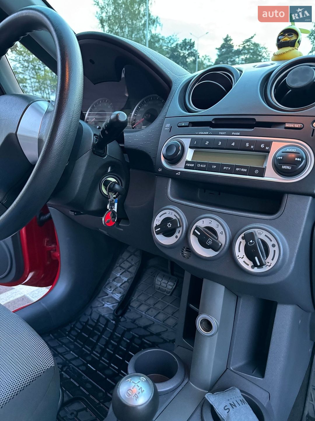 Mitsubishi Colt 2008 VIN XMCMJZ34A9F001463 фото оголошення 7 з 28