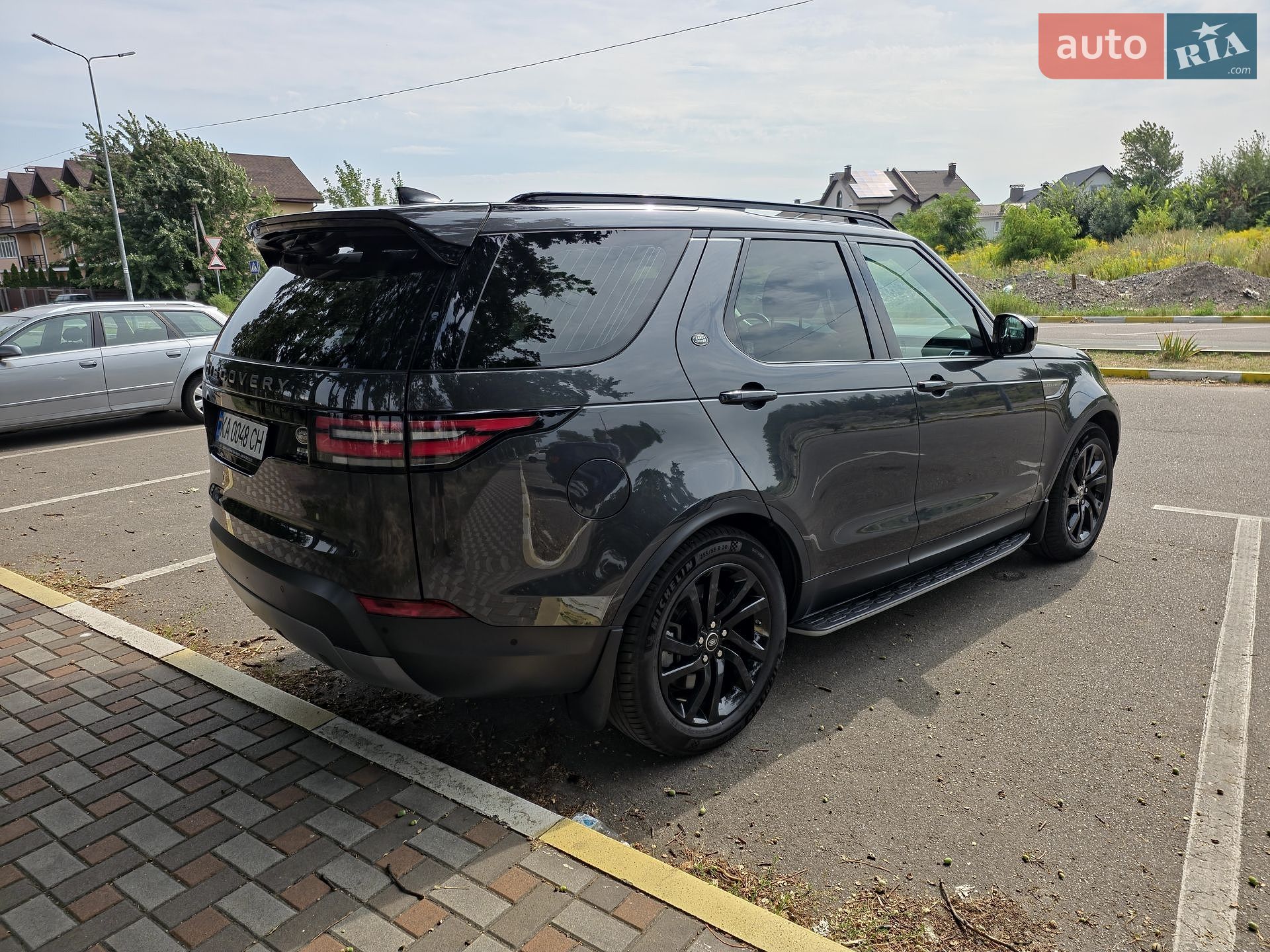 Land Rover Discovery 2019 VIN SALRA2BKXK2414689 фото оголошення 6 з 25