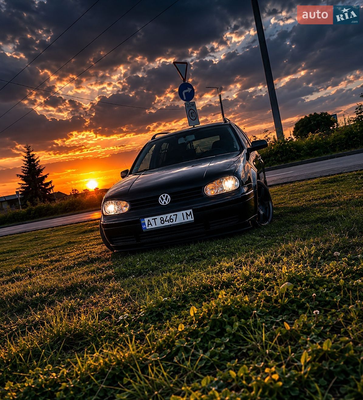 Volkswagen Golf 2003 VIN WVWZZZ1JZ4W111089 фото оголошення 2 з 15