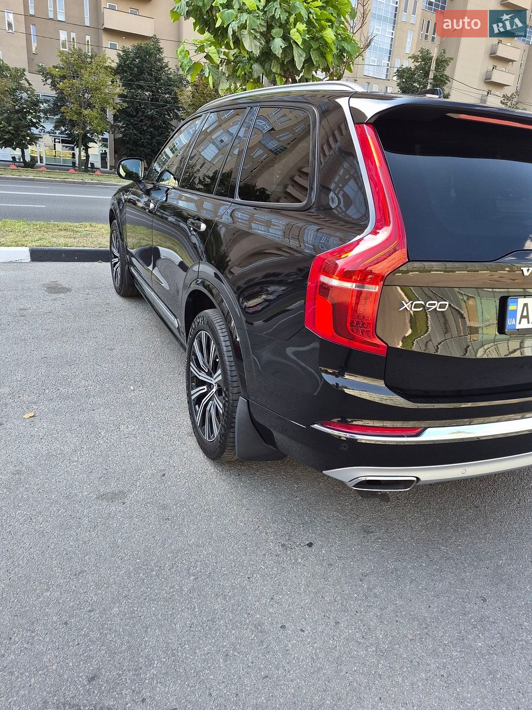 Volvo Xc90 2020 VIN YV1LCK2UCL1619157 фото оголошення 9 з 33