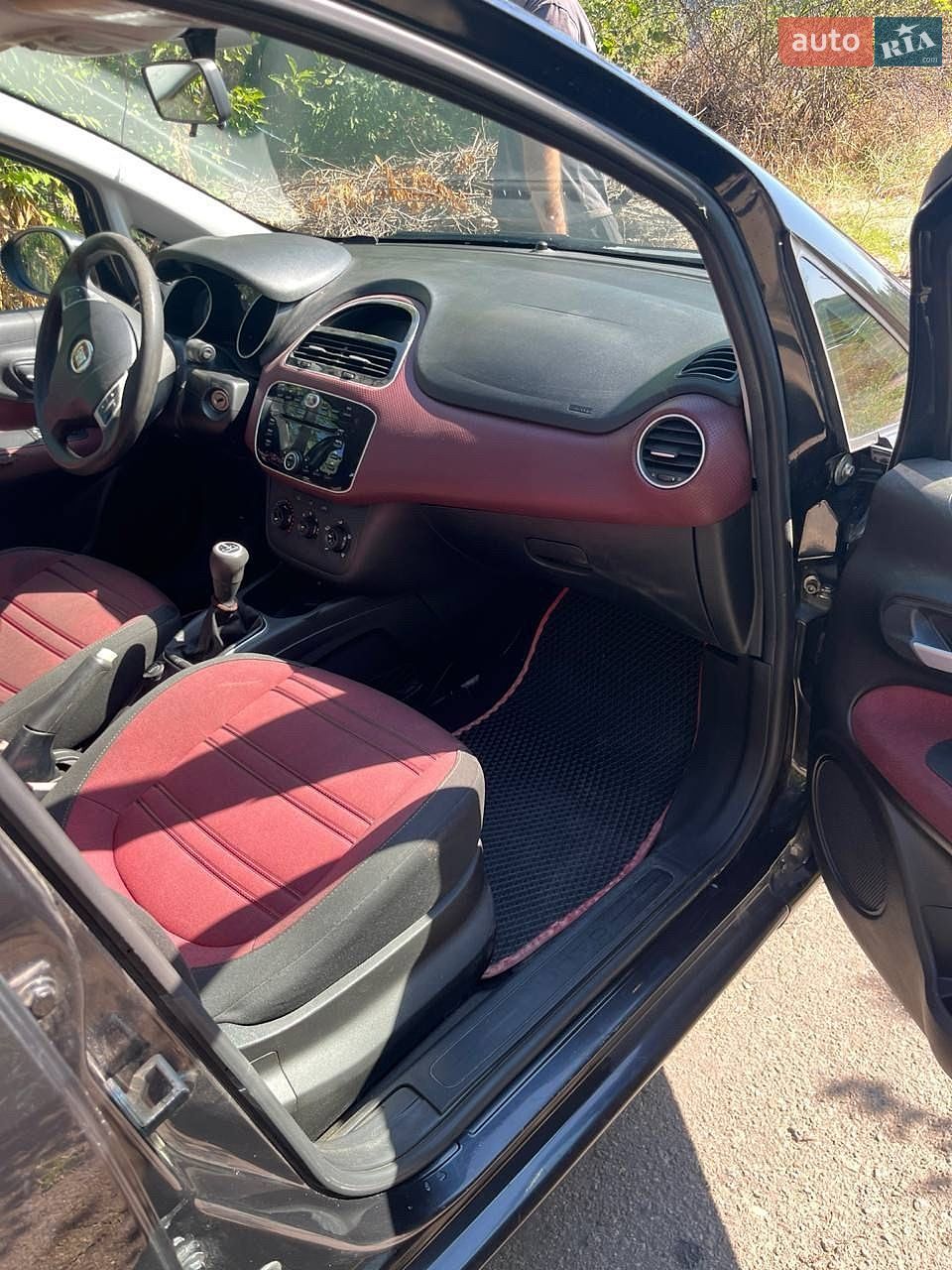 Fiat Grande Punto 2011 VIN ZFA19900001747584 фото оголошення 12 з 17