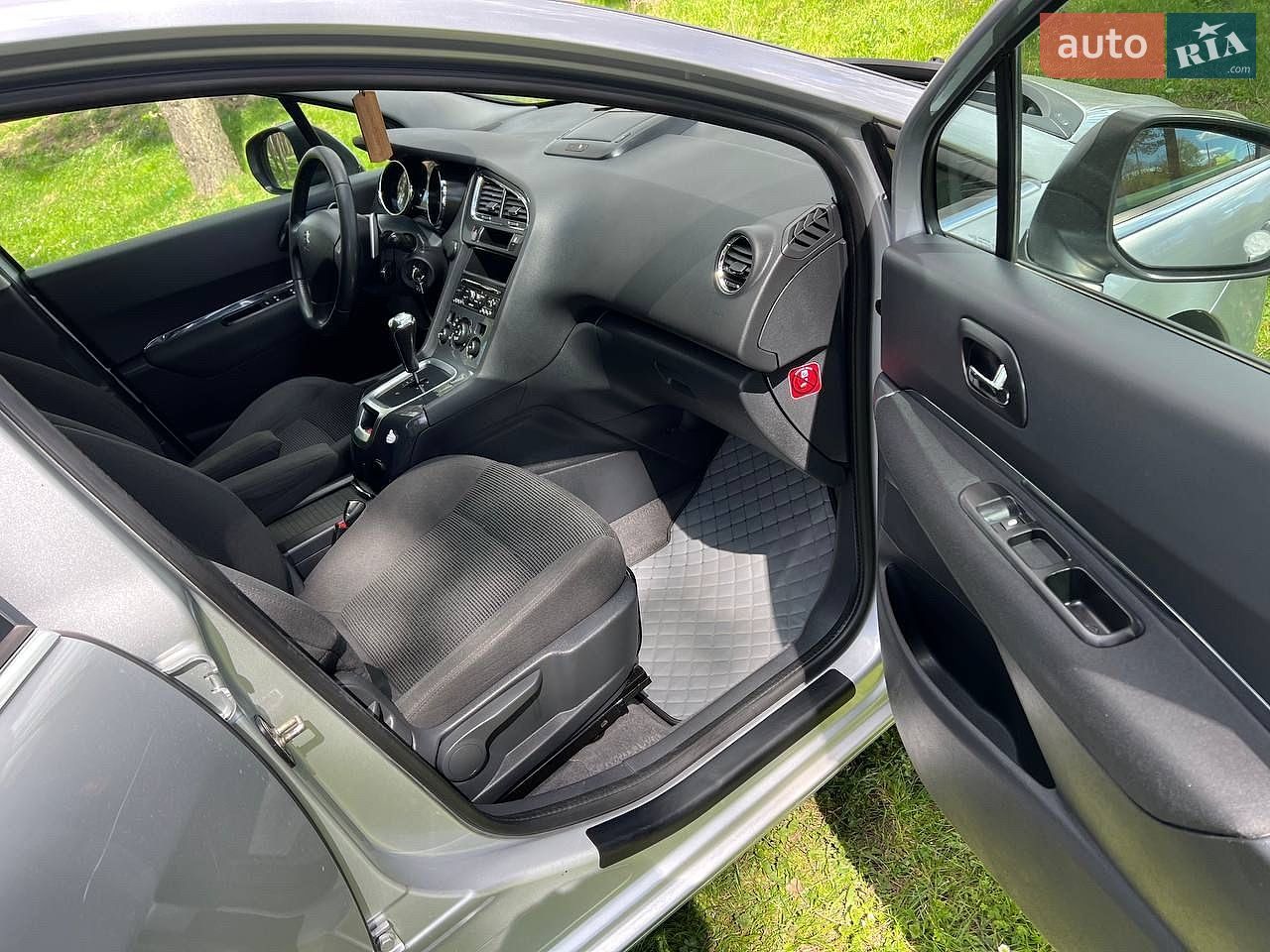 Peugeot 5008 2013 VIN VF30E9HD8DS081728 фото оголошення 26 з 51