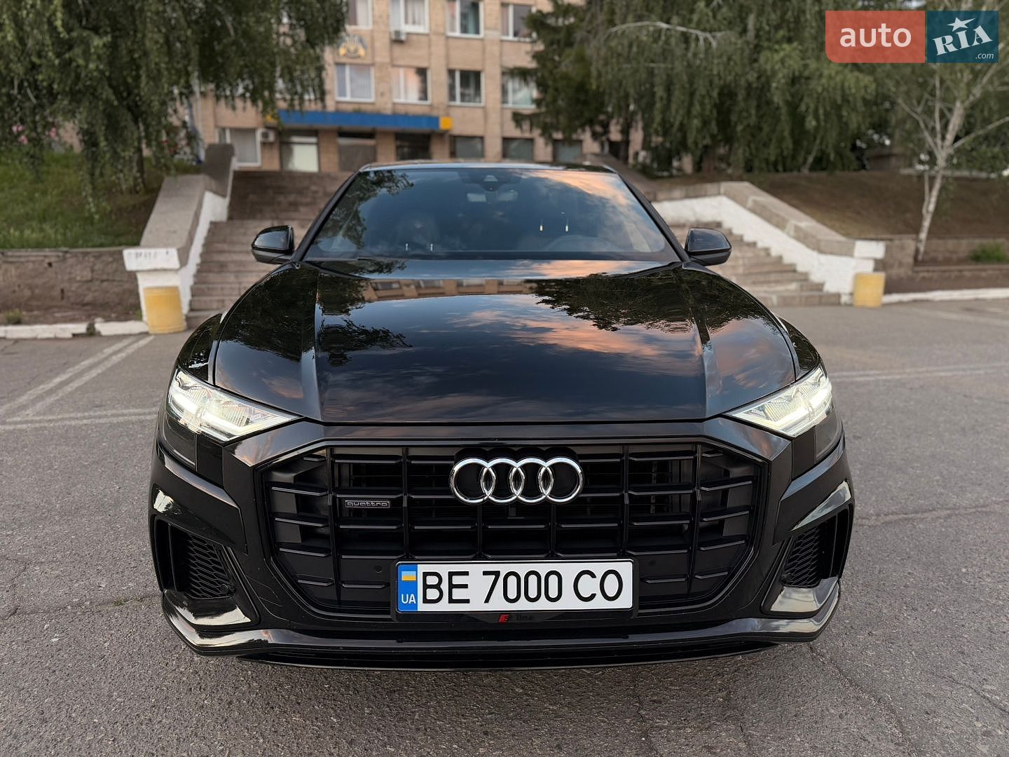 Audi Q8 2021 VIN WAUZZZF13ND007961 фото оголошення 12 з 16