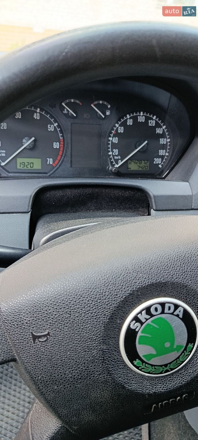Skoda Fabia 2003 VIN TMBJC46Y133734990 фото оголошення 10 з 10