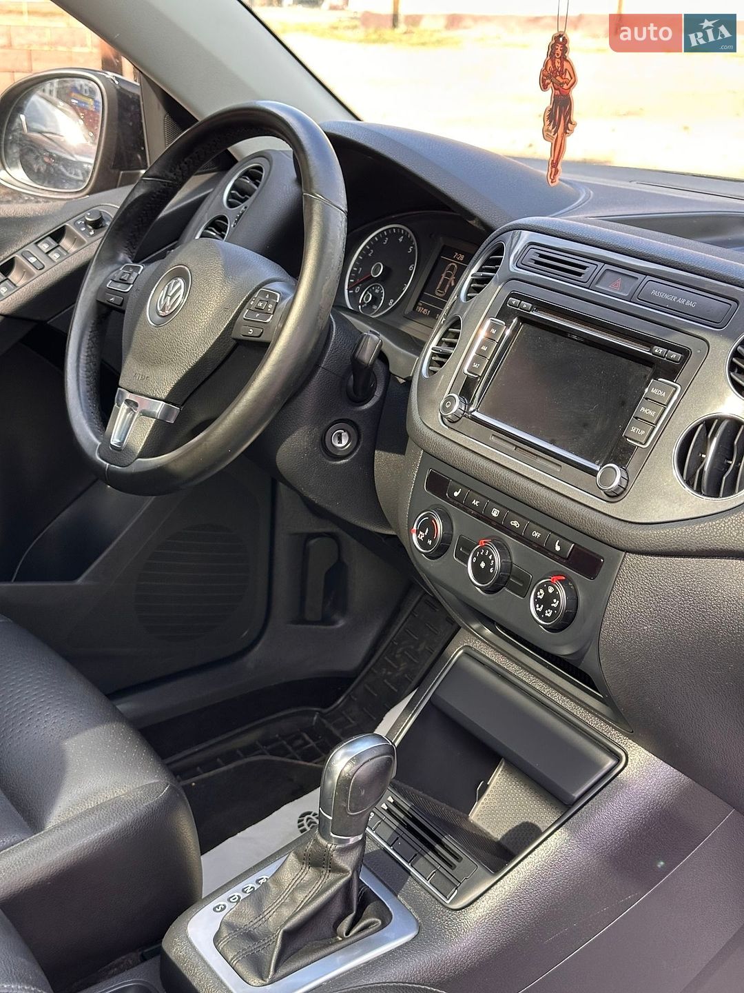 Volkswagen Tiguan 2014 VIN WVGJV3AXXEW621460 фото оголошення 9 з 21