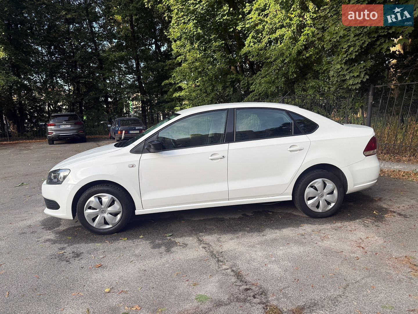 Volkswagen Polo 2013 VIN XW8ZZZ61ZDG061019 фото оголошення 4 з 31