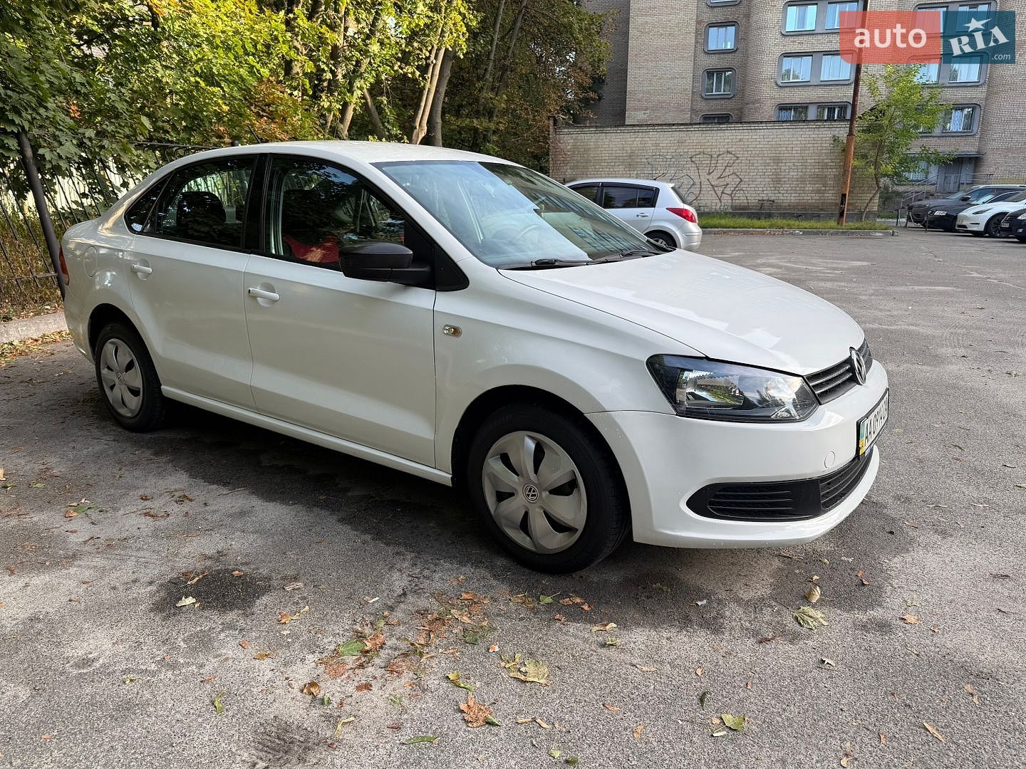 Volkswagen Polo 2013 VIN XW8ZZZ61ZDG061019 фото оголошення 9 з 31