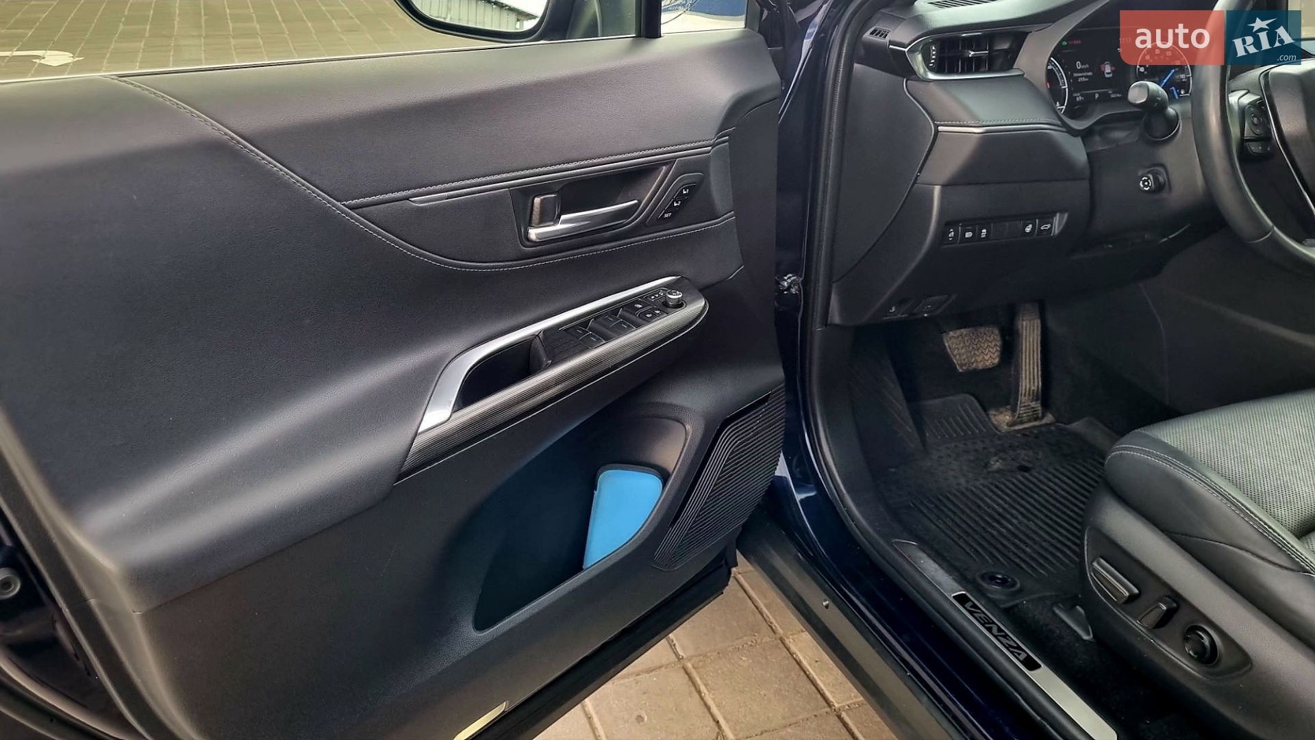 Toyota Venza 2021 VIN JTEAAAAH2MJ079842 фото оголошення 19 з 24
