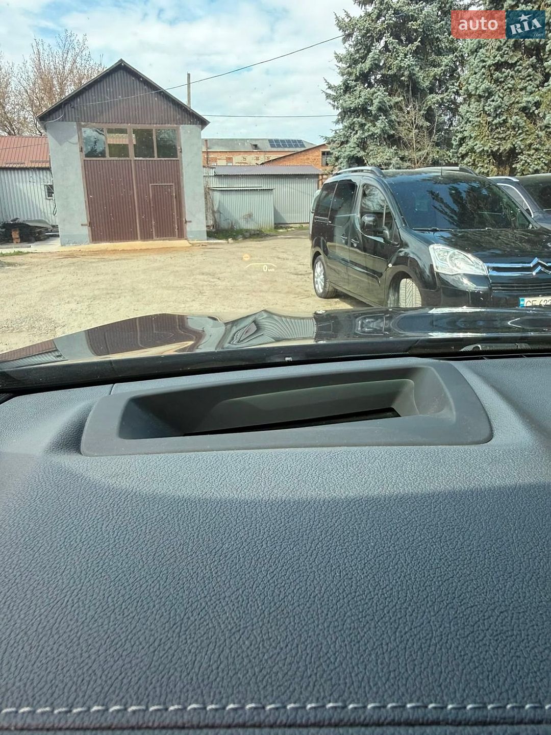 BMW X3 2019 VIN 5UXTS3C51K0Z09091 фото оголошення 13 з 15