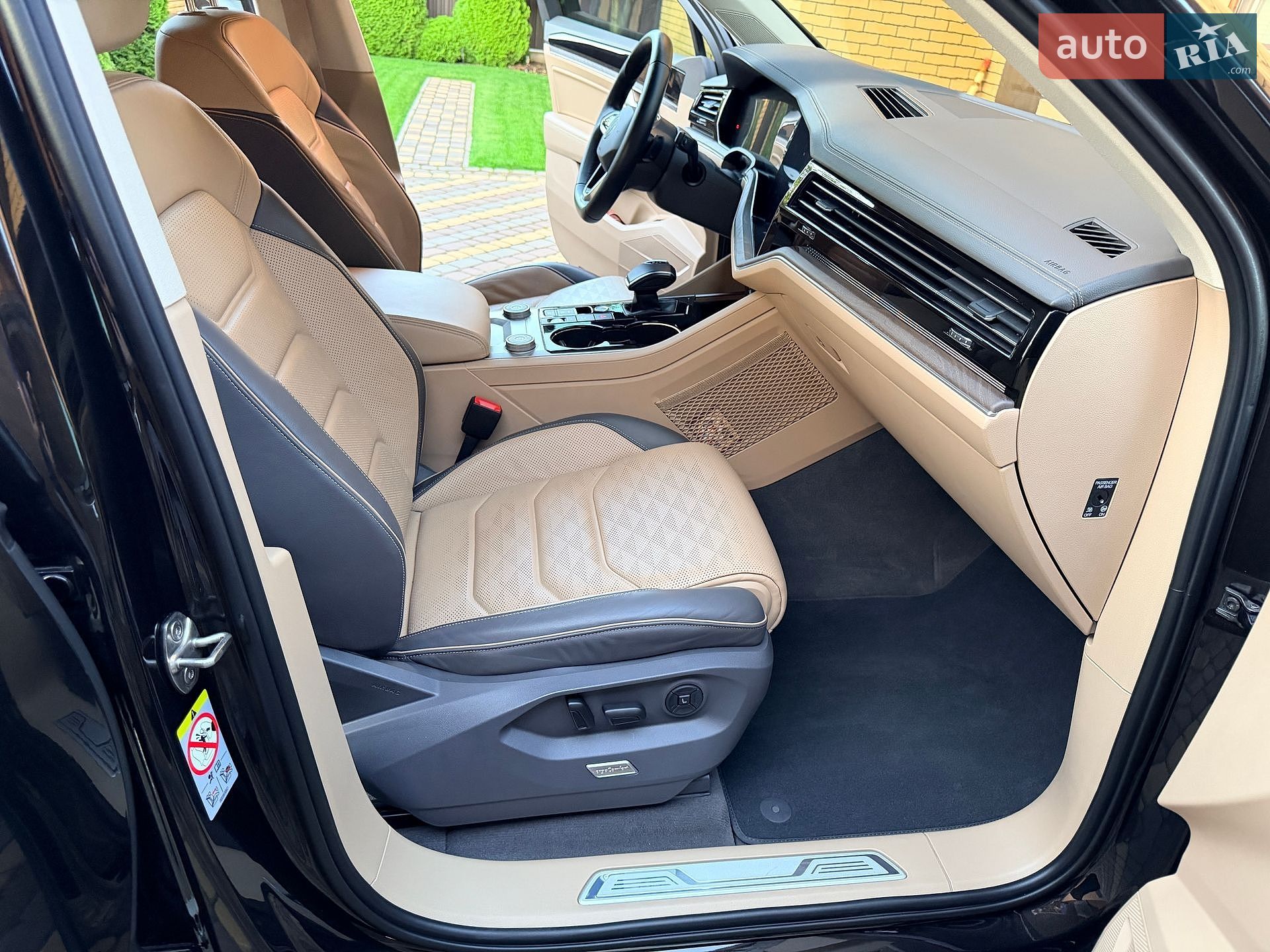 Volkswagen Touareg 2021 VIN WVGZZZCRZMD038263 фото оголошення 9 з 20