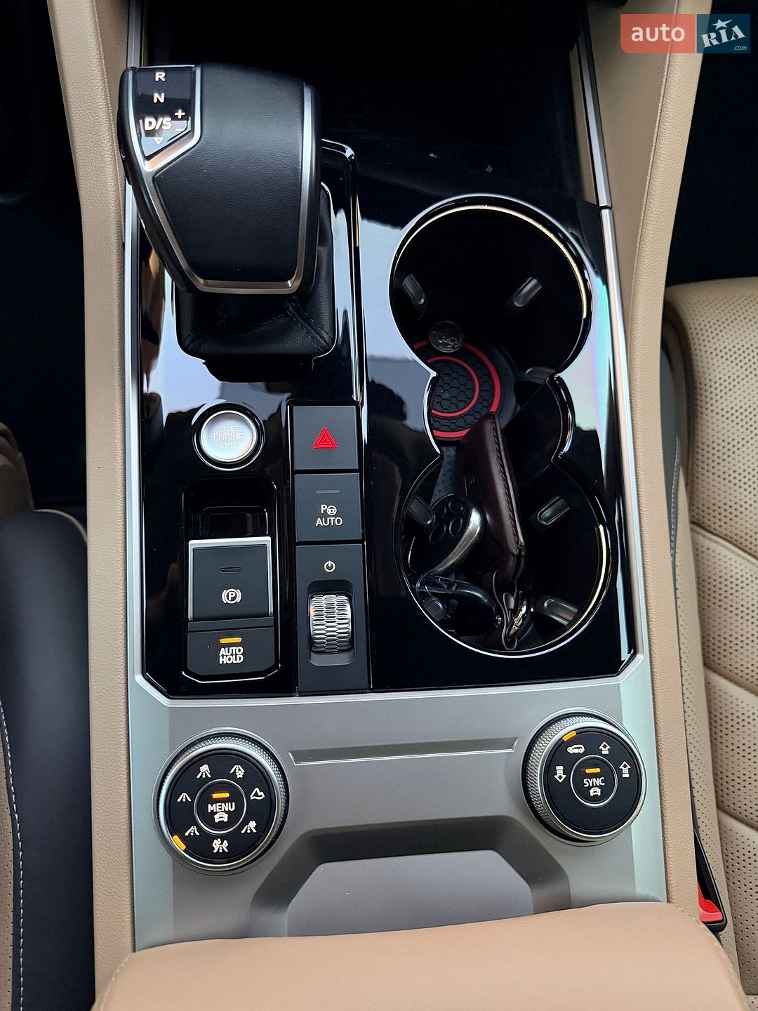 Volkswagen Touareg 2021 VIN WVGZZZCRZMD038263 фото оголошення 17 з 20