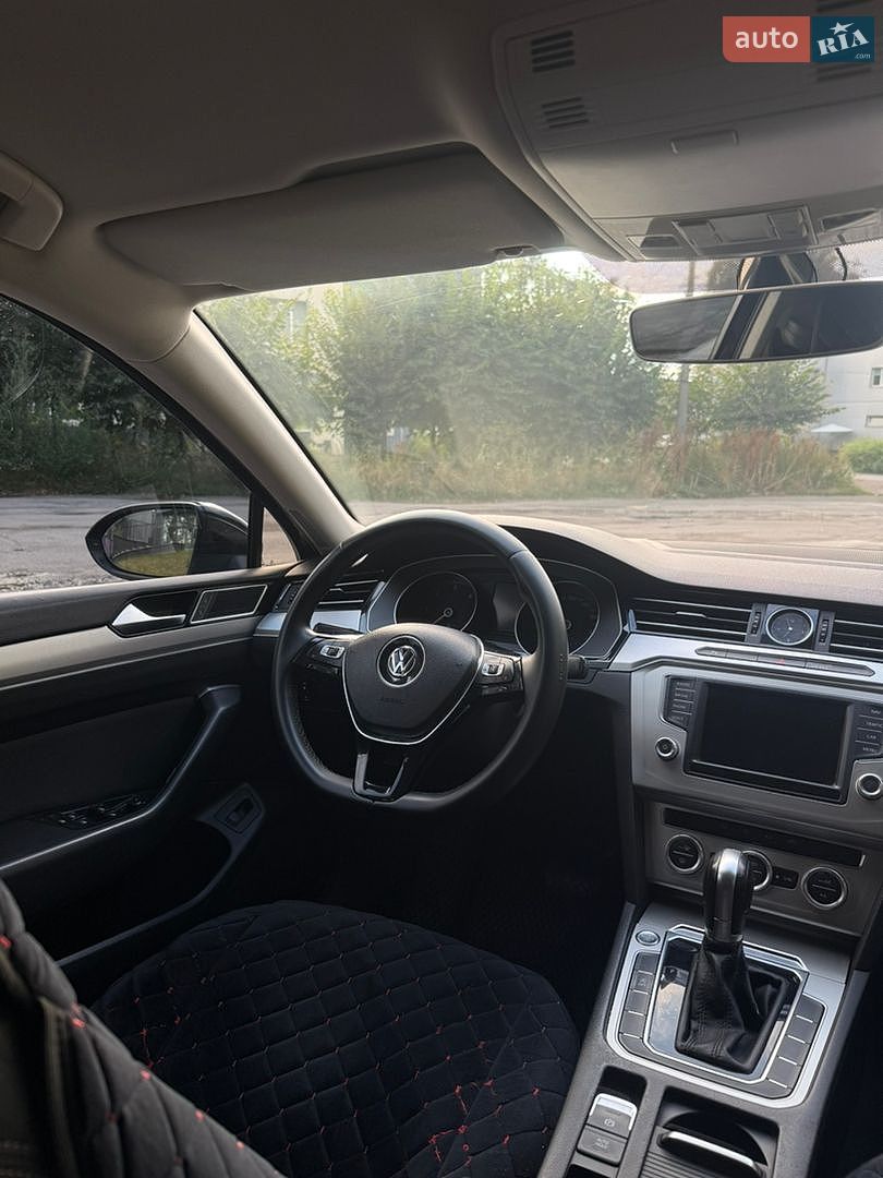 Volkswagen Passat 2015 VIN WVWZZZ3CZGE038490 фото оголошення 13 з 20