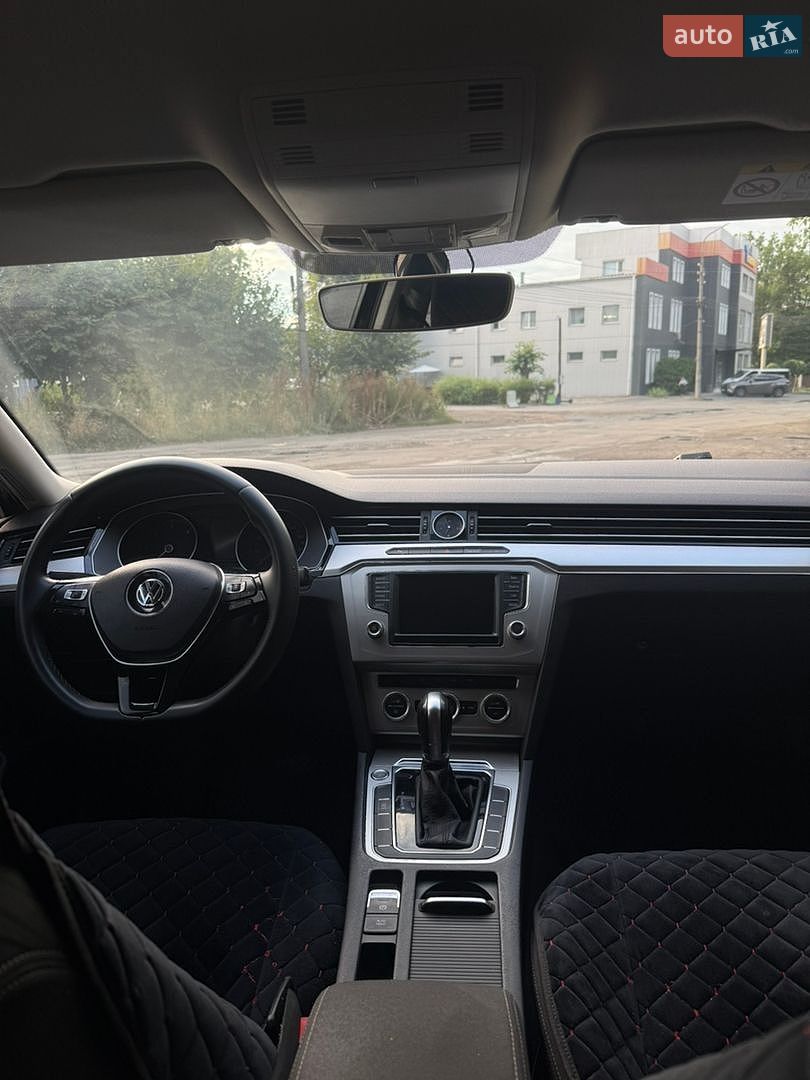 Volkswagen Passat 2015 VIN WVWZZZ3CZGE038490 фото оголошення 18 з 20
