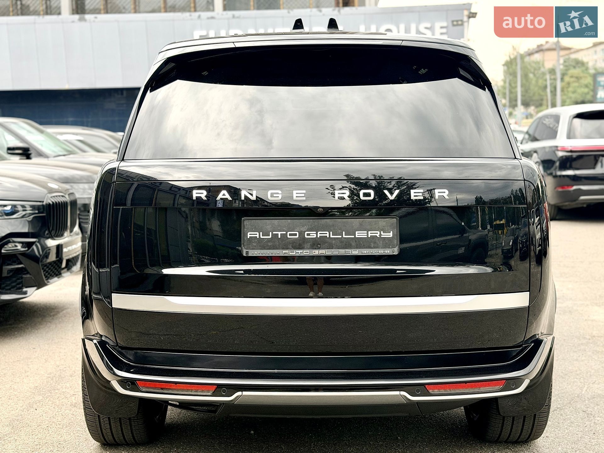Land Rover Range Rover 2025 VIN SALKABBW6SA324871 фото оголошення 11 з 51
