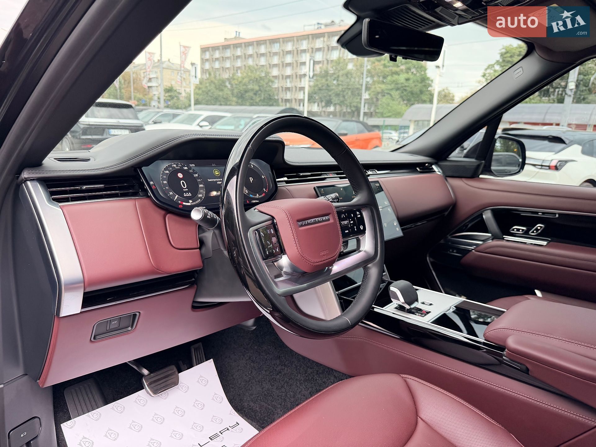 Land Rover Range Rover 2025 VIN SALKABBW6SA324871 фото оголошення 44 з 51