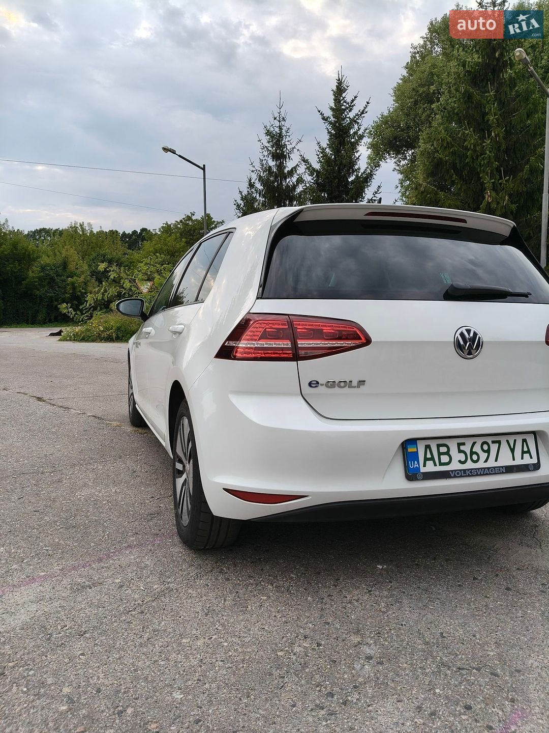 Volkswagen e-Golf 2014 VIN WVWZZZAUZFW902629 фото оголошення 12 з 44