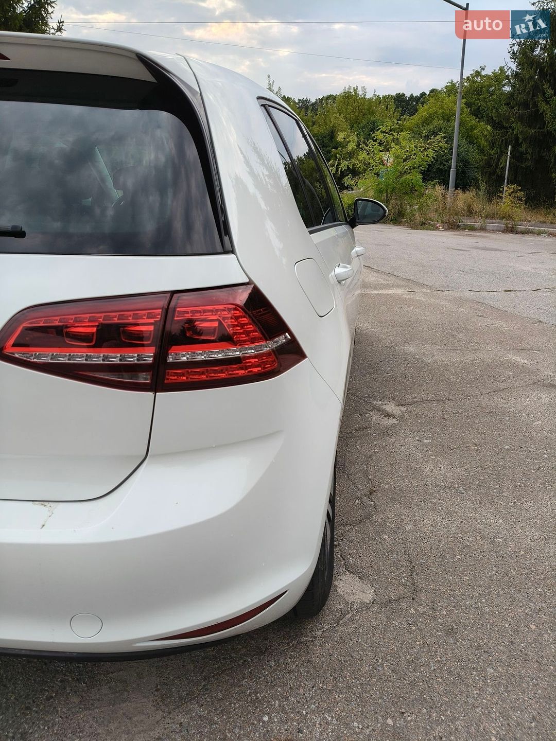 Volkswagen e-Golf 2014 VIN WVWZZZAUZFW902629 фото оголошення 15 з 44
