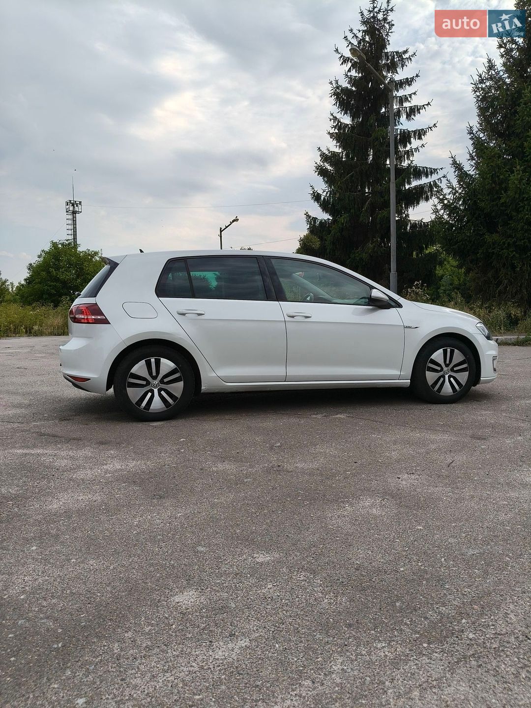 Volkswagen e-Golf 2014 VIN WVWZZZAUZFW902629 фото оголошення 20 з 44