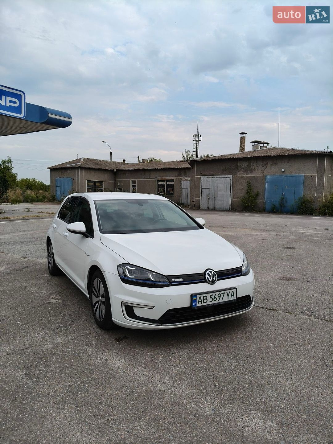 Volkswagen e-Golf 2014 VIN WVWZZZAUZFW902629 фото оголошення 29 з 44