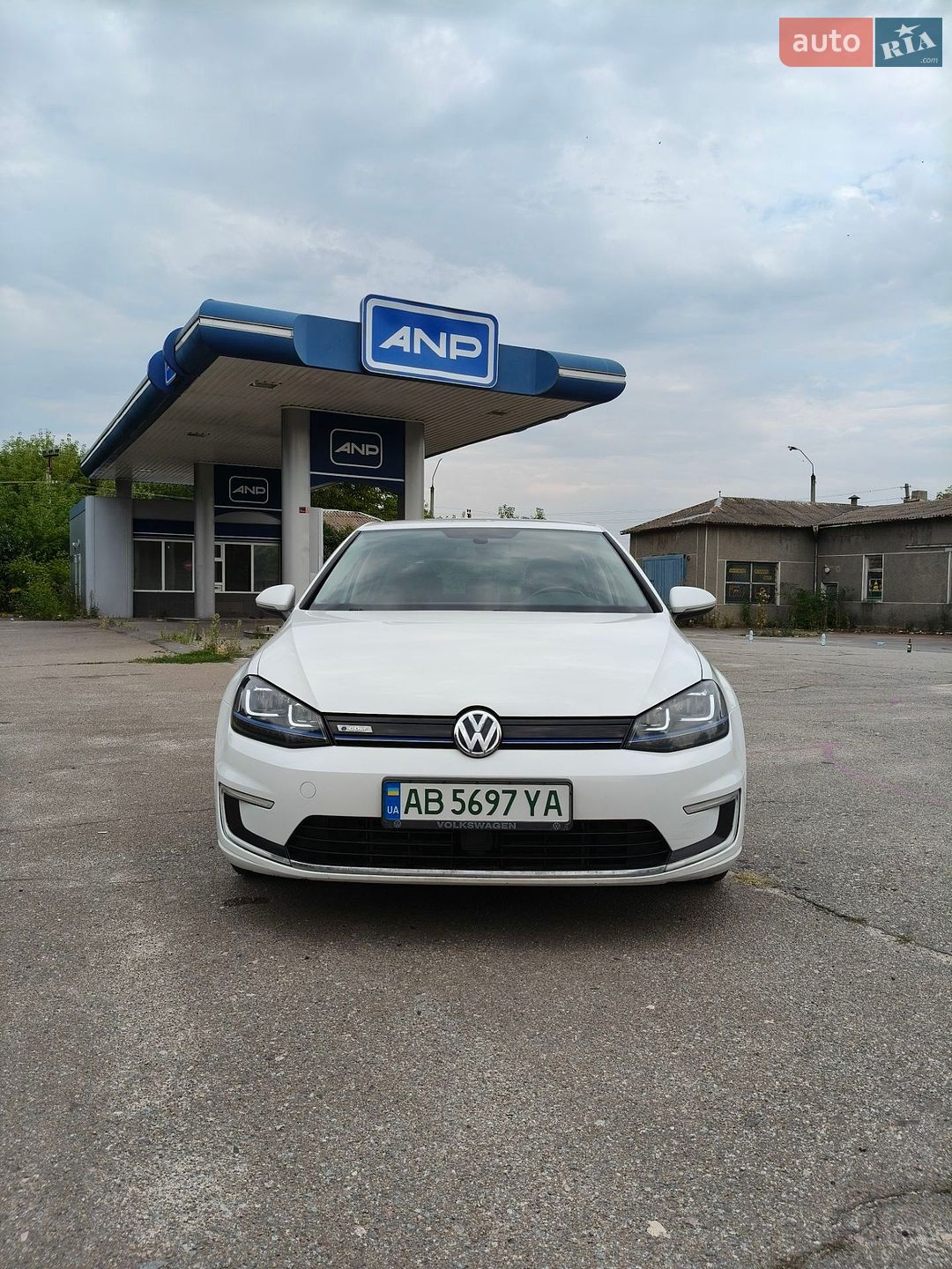 Volkswagen e-Golf 2014 VIN WVWZZZAUZFW902629 фото оголошення 31 з 44