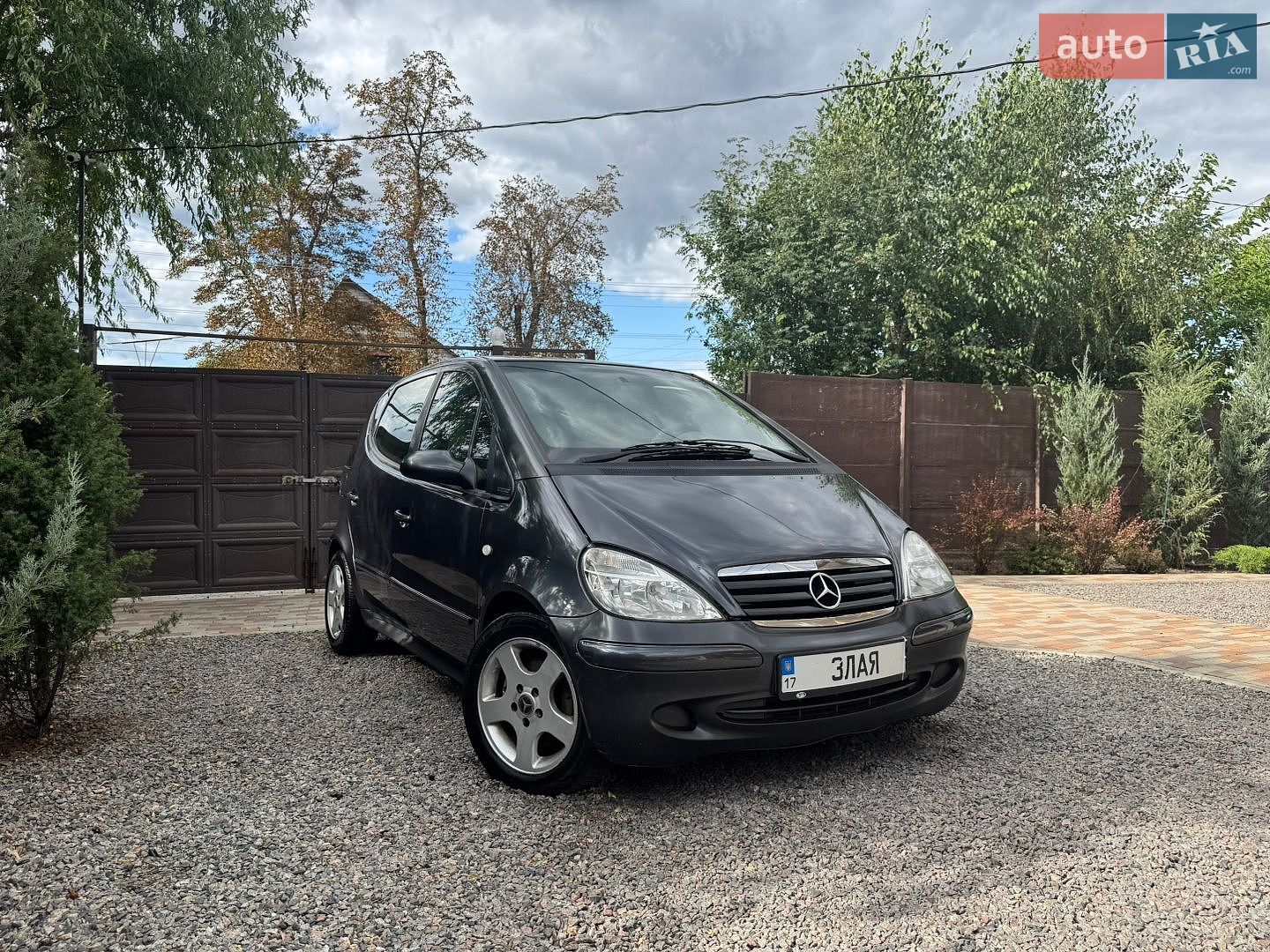 Mercedes-Benz A-Class 2001 VIN WDB1681091J704458 фото оголошення 2 з 20
