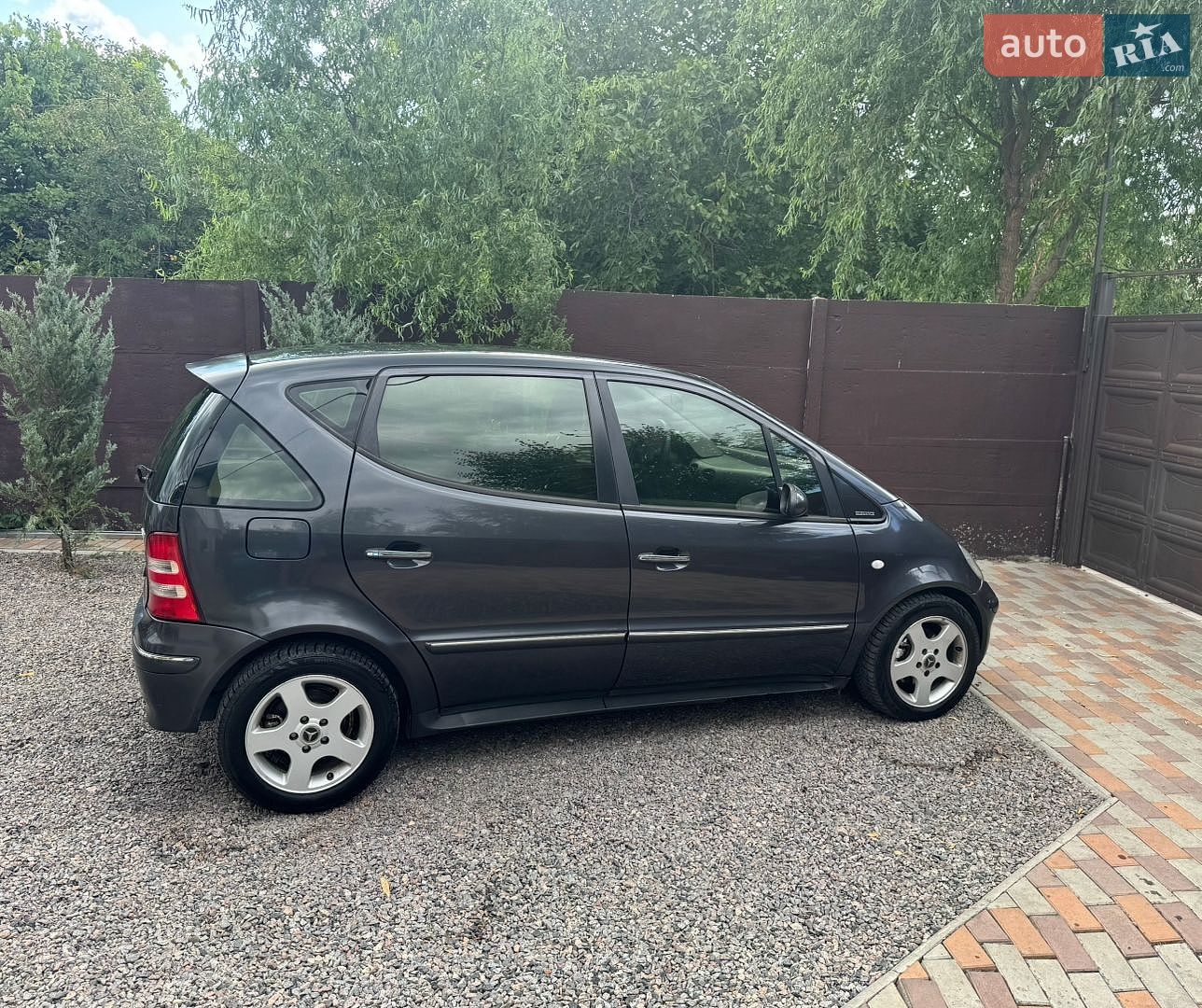 Mercedes-Benz A-Class 2001 VIN WDB1681091J704458 фото оголошення 19 з 20