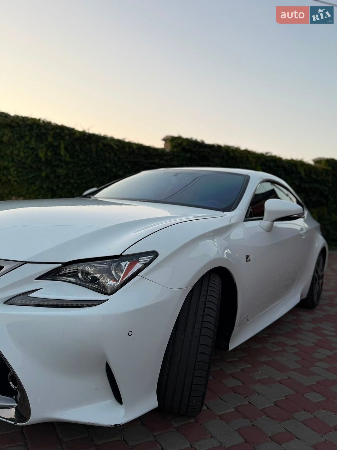 Lexus RC 2017 VIN JTHHA5BC6H5007438 фото оголошення 3 з 10