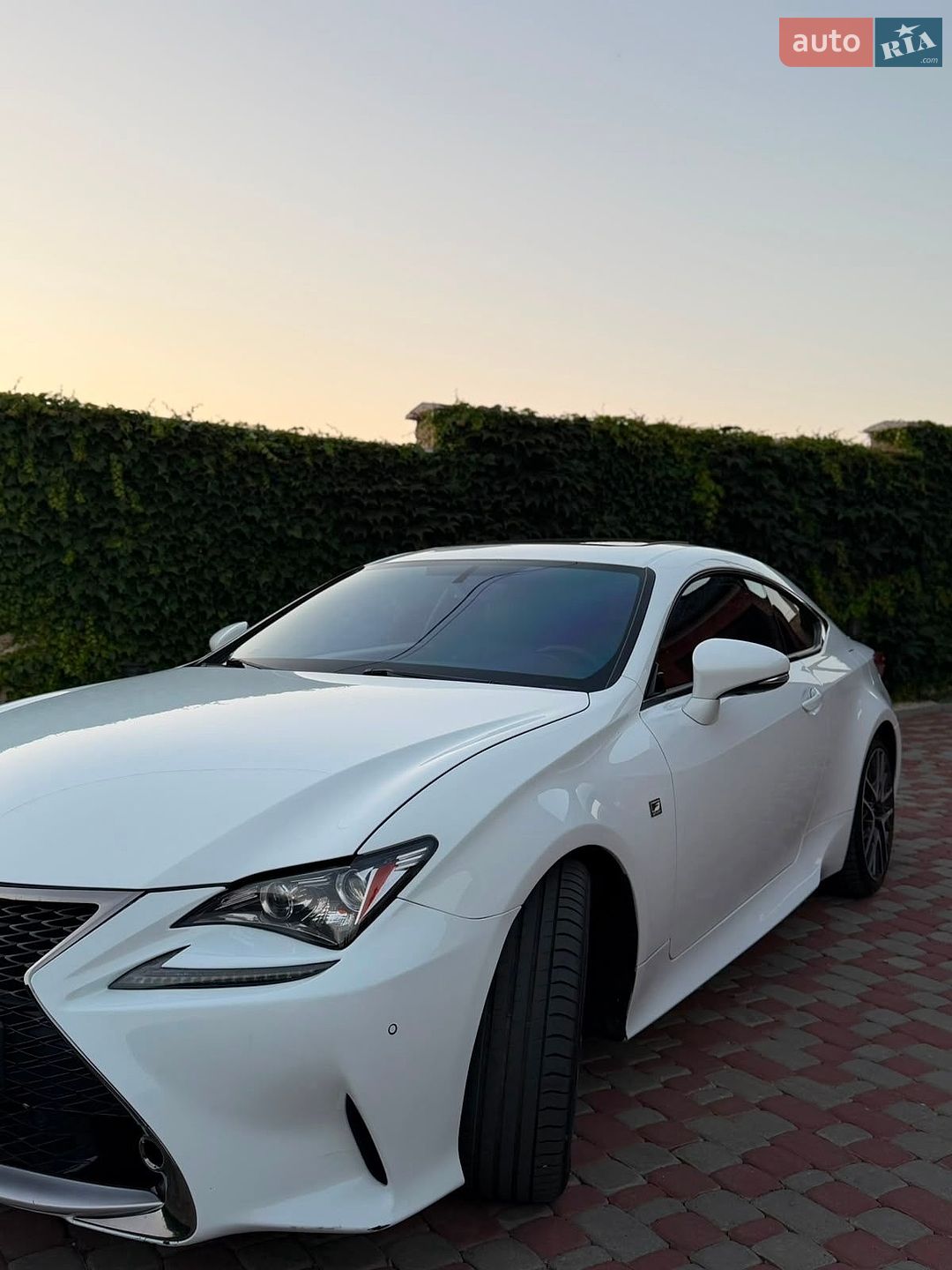 Lexus RC 2017 VIN JTHHA5BC6H5007438 фото оголошення 6 з 10