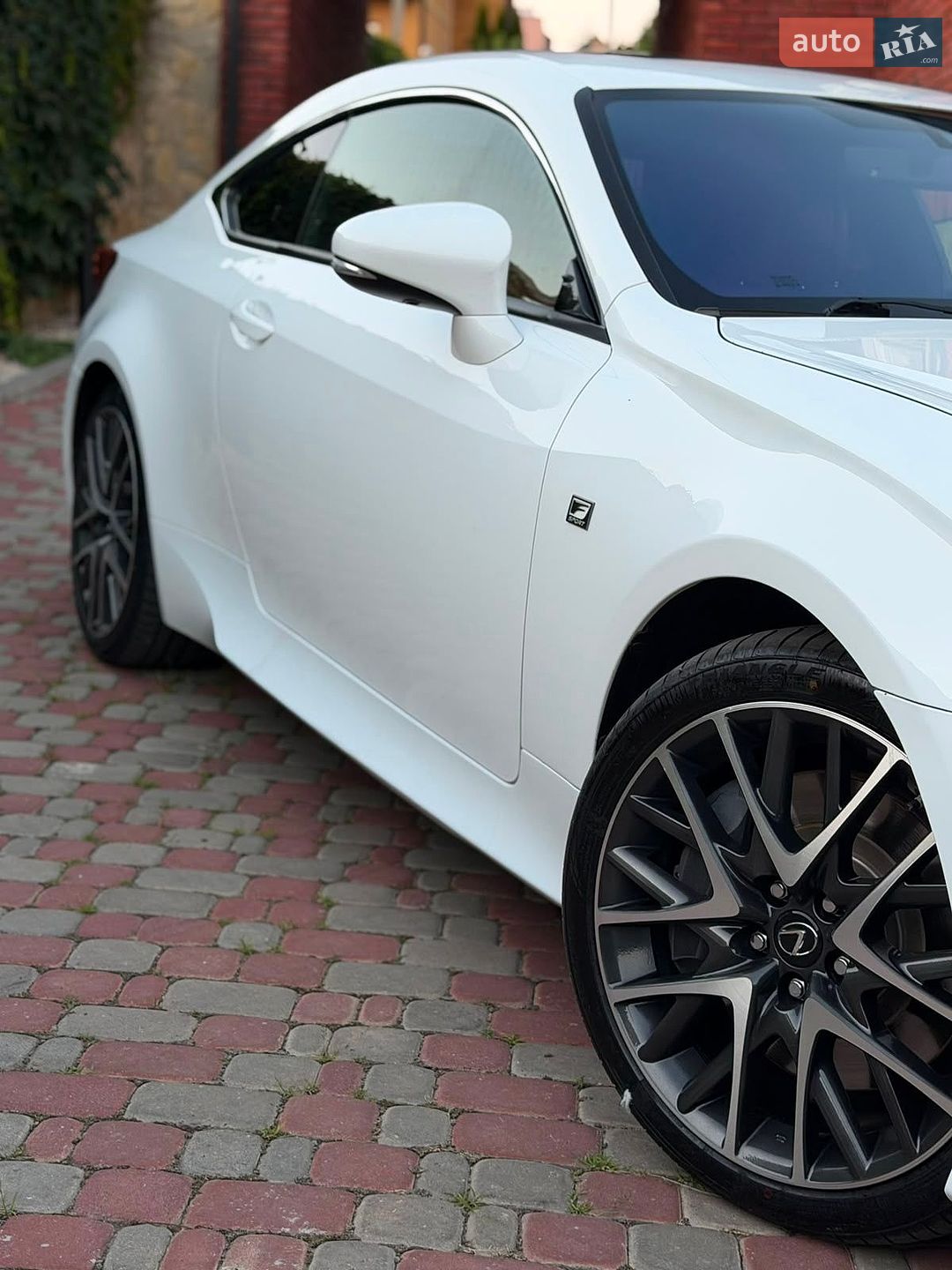 Lexus RC 2017 VIN JTHHA5BC6H5007438 фото оголошення 10 з 10