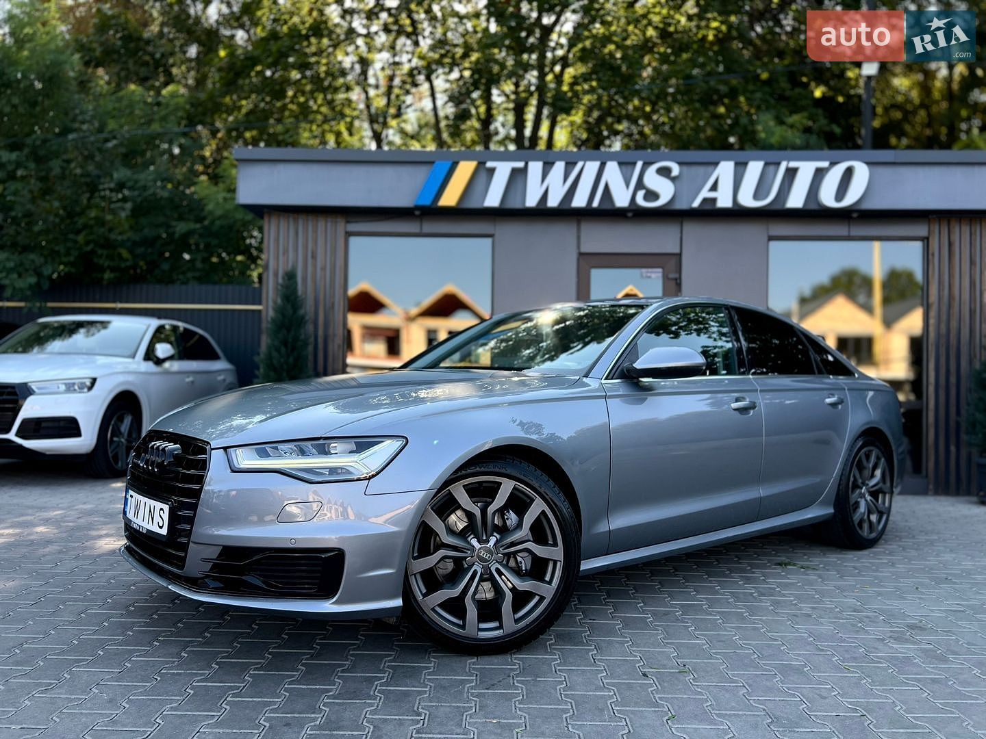 Audi A6 2016 VIN WAUZZZ4G2GN171772 фото оголошення 12 з 36