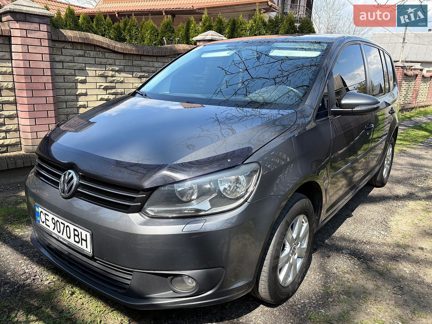 Volkswagen Touran 2012 VIN WVGZZZ1TZCW074131 фото оголошення 2 з 9