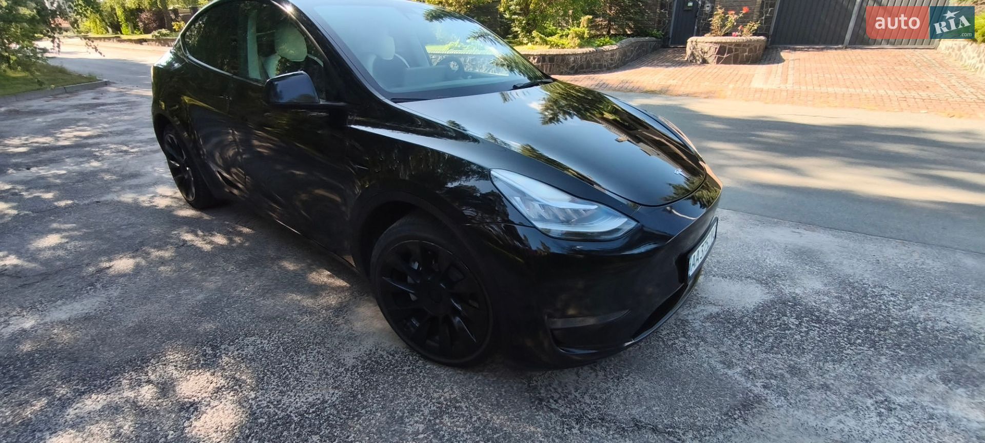 Tesla Model Y 2021 VIN 5YJYGDEE7MF187478 фото оголошення 4 з 15