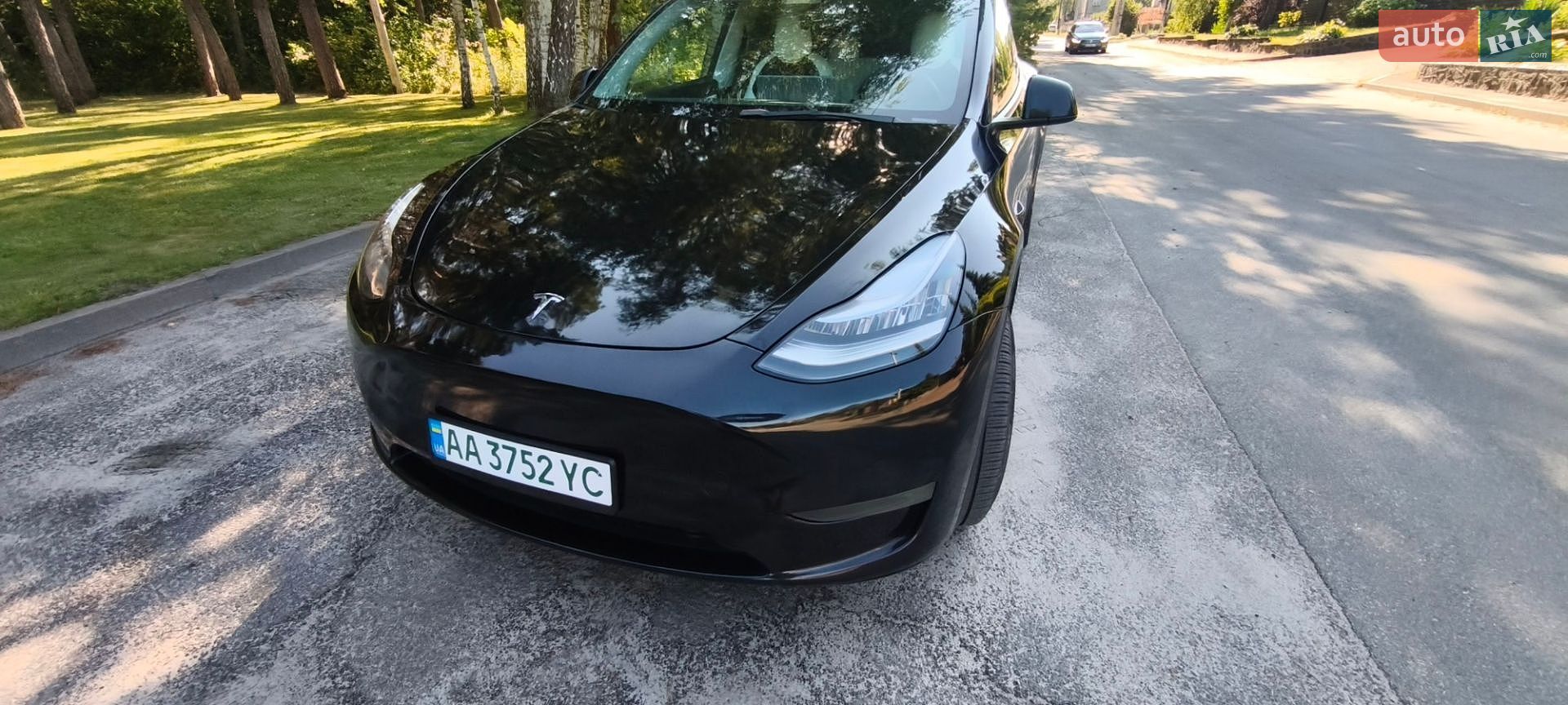Tesla Model Y 2021 VIN 5YJYGDEE7MF187478 фото оголошення 5 з 15