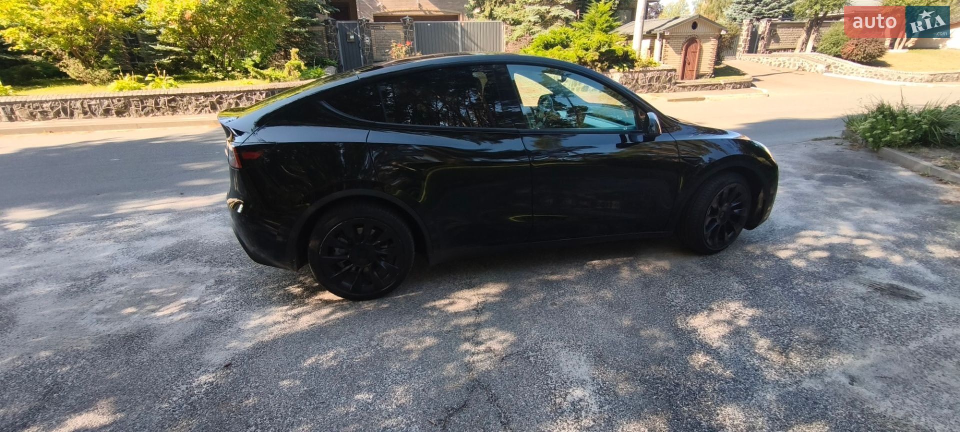 Tesla Model Y 2021 VIN 5YJYGDEE7MF187478 фото оголошення 8 з 15