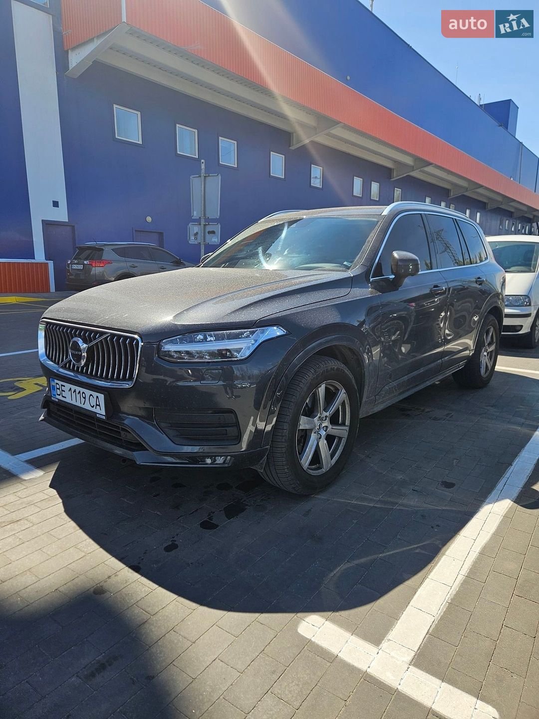 Volvo XC90 2019 VIN YV1LCK2UCL1589095 фото оголошення 2 з 30