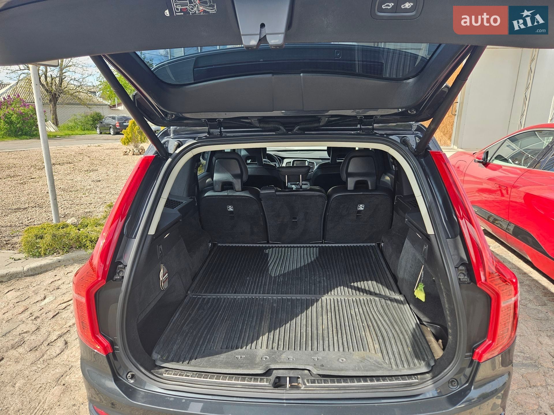 Volvo XC90 2019 VIN YV1LCK2UCL1589095 фото оголошення 20 з 30
