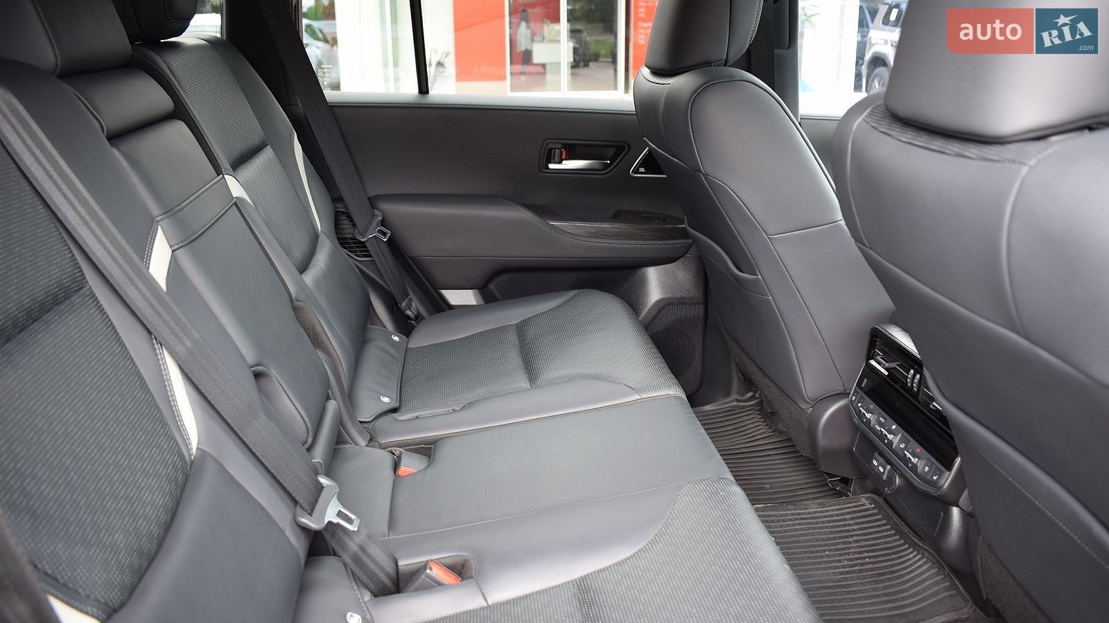 Toyota Land Cruiser 2021 VIN JTMABABJ604023883 фото оголошення 7 з 20