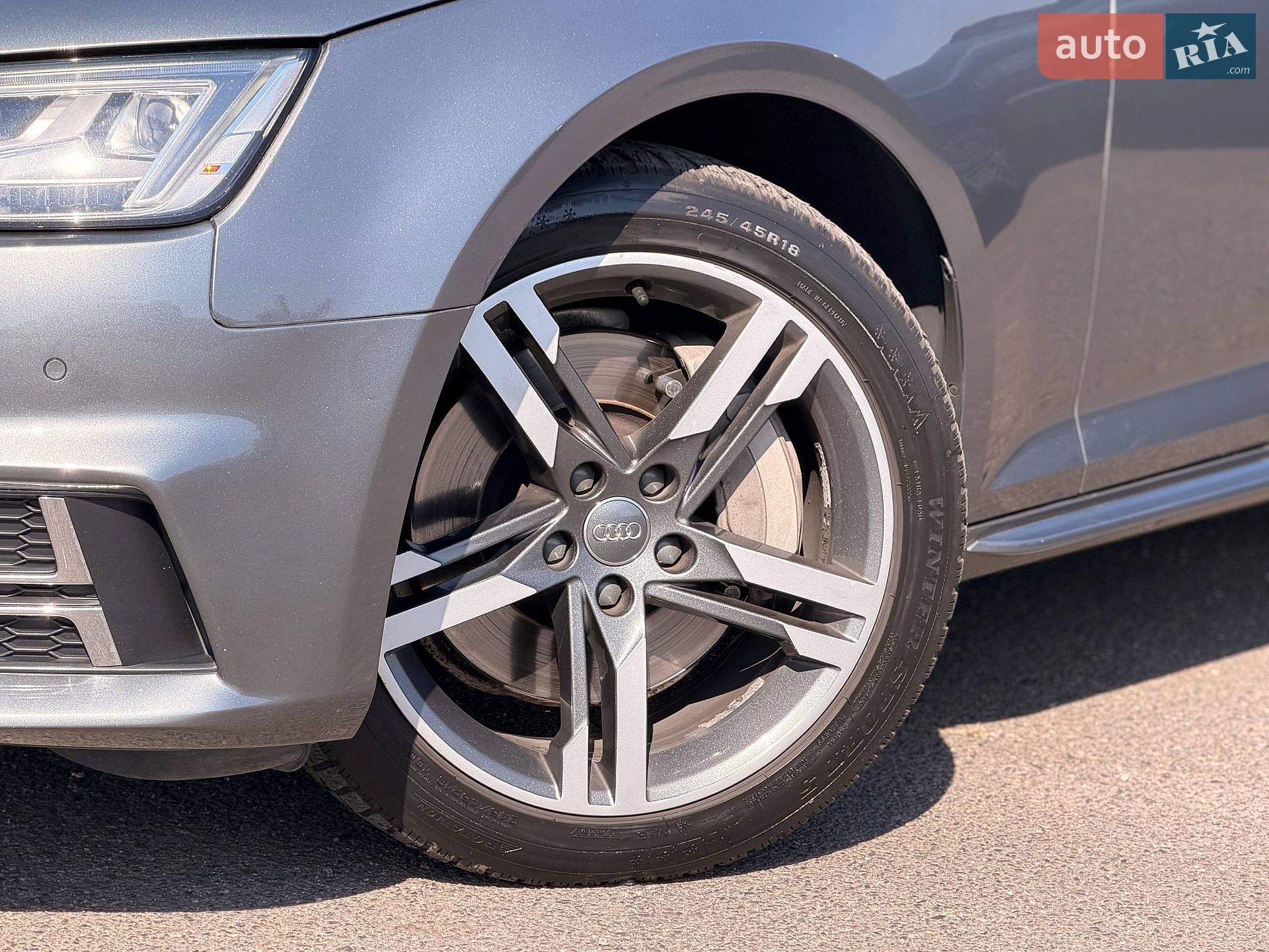 Audi A4 2016 VIN WAULNAF45HN011425 фото оголошення 7 з 96