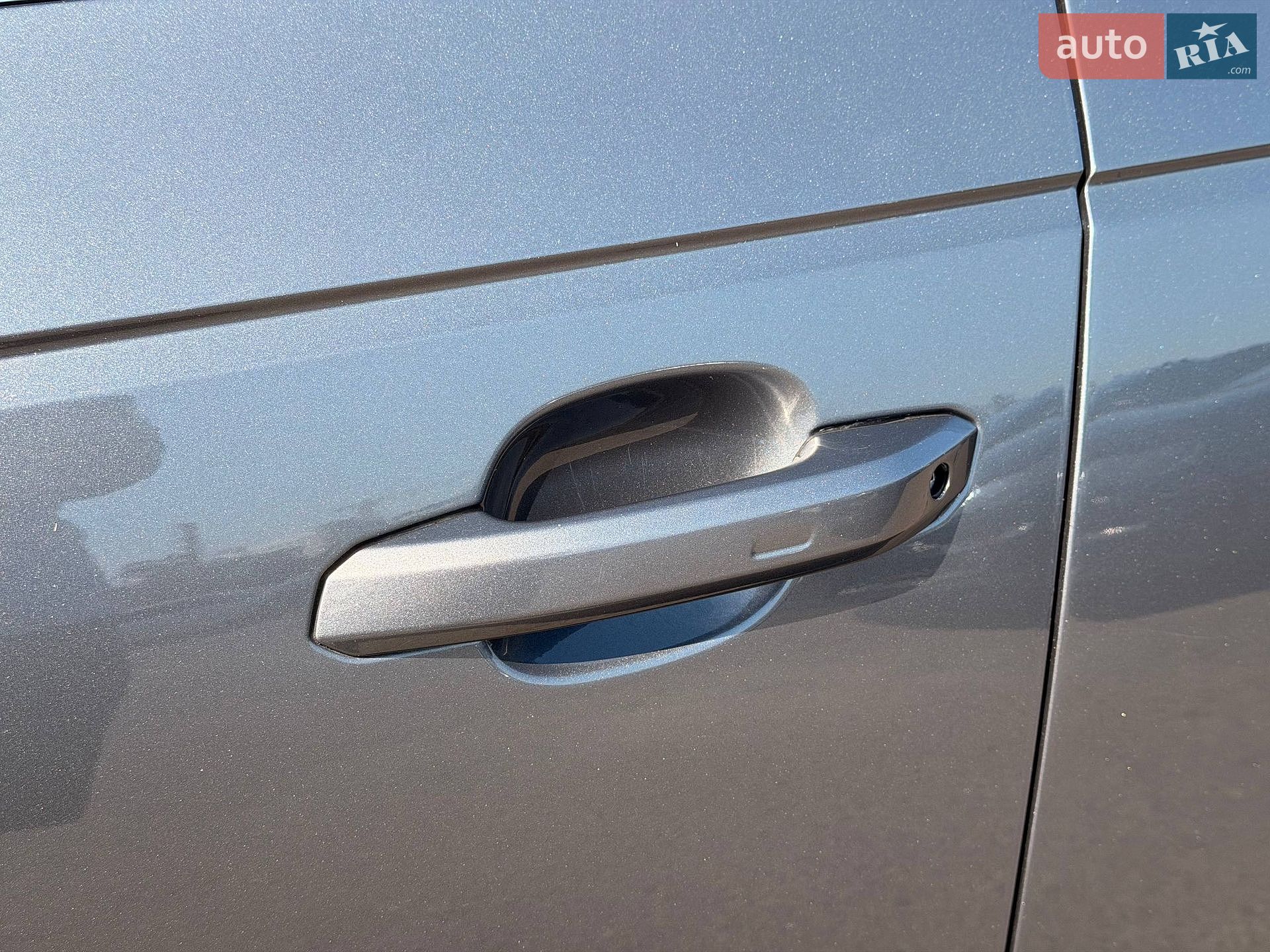 Audi A4 2016 VIN WAULNAF45HN011425 фото оголошення 9 з 96