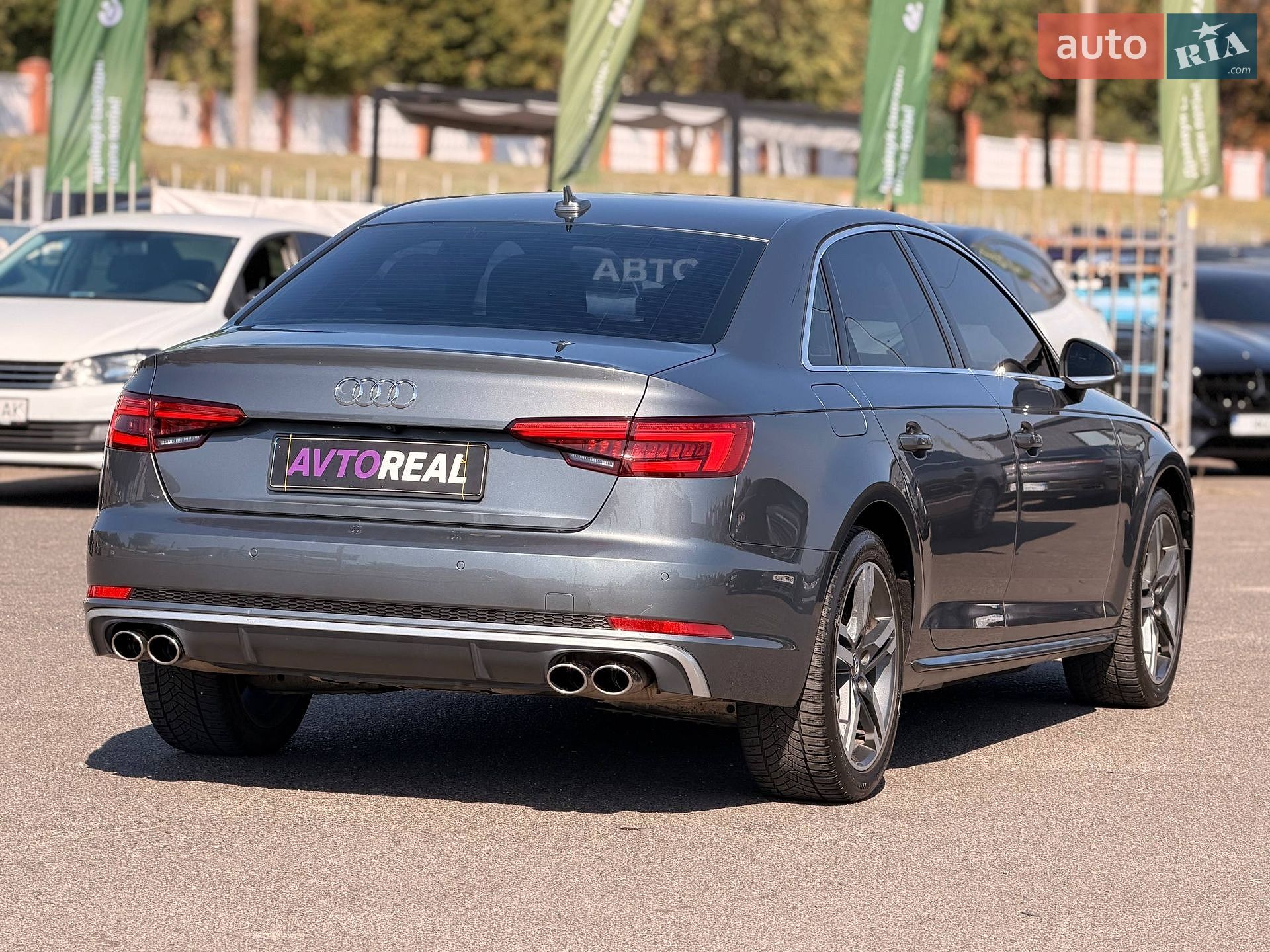 Audi A4 2016 VIN WAULNAF45HN011425 фото оголошення 22 з 96