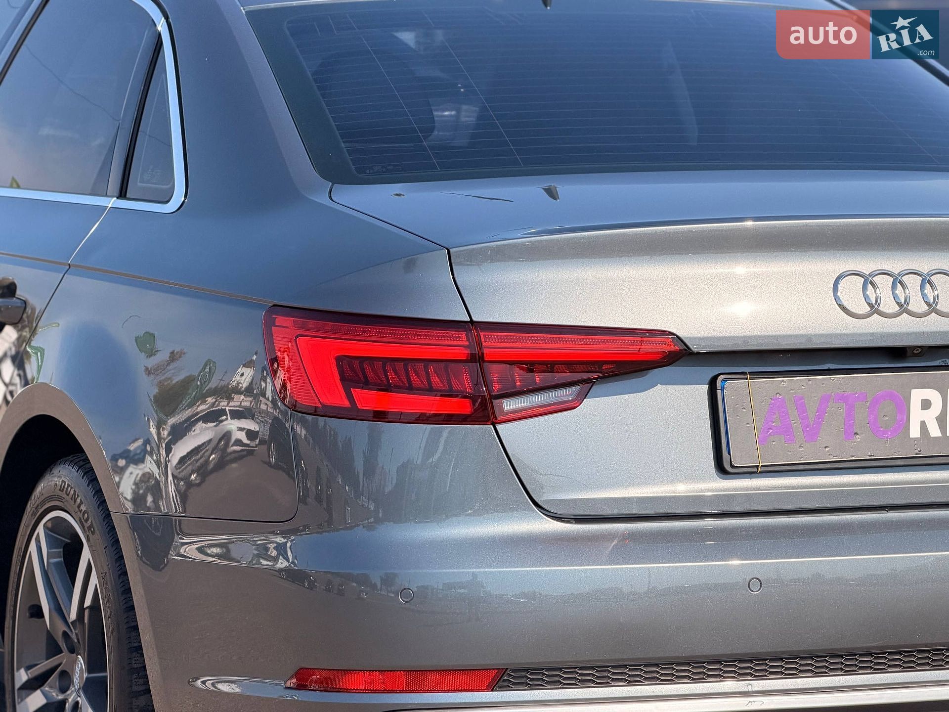 Audi A4 2016 VIN WAULNAF45HN011425 фото оголошення 27 з 96