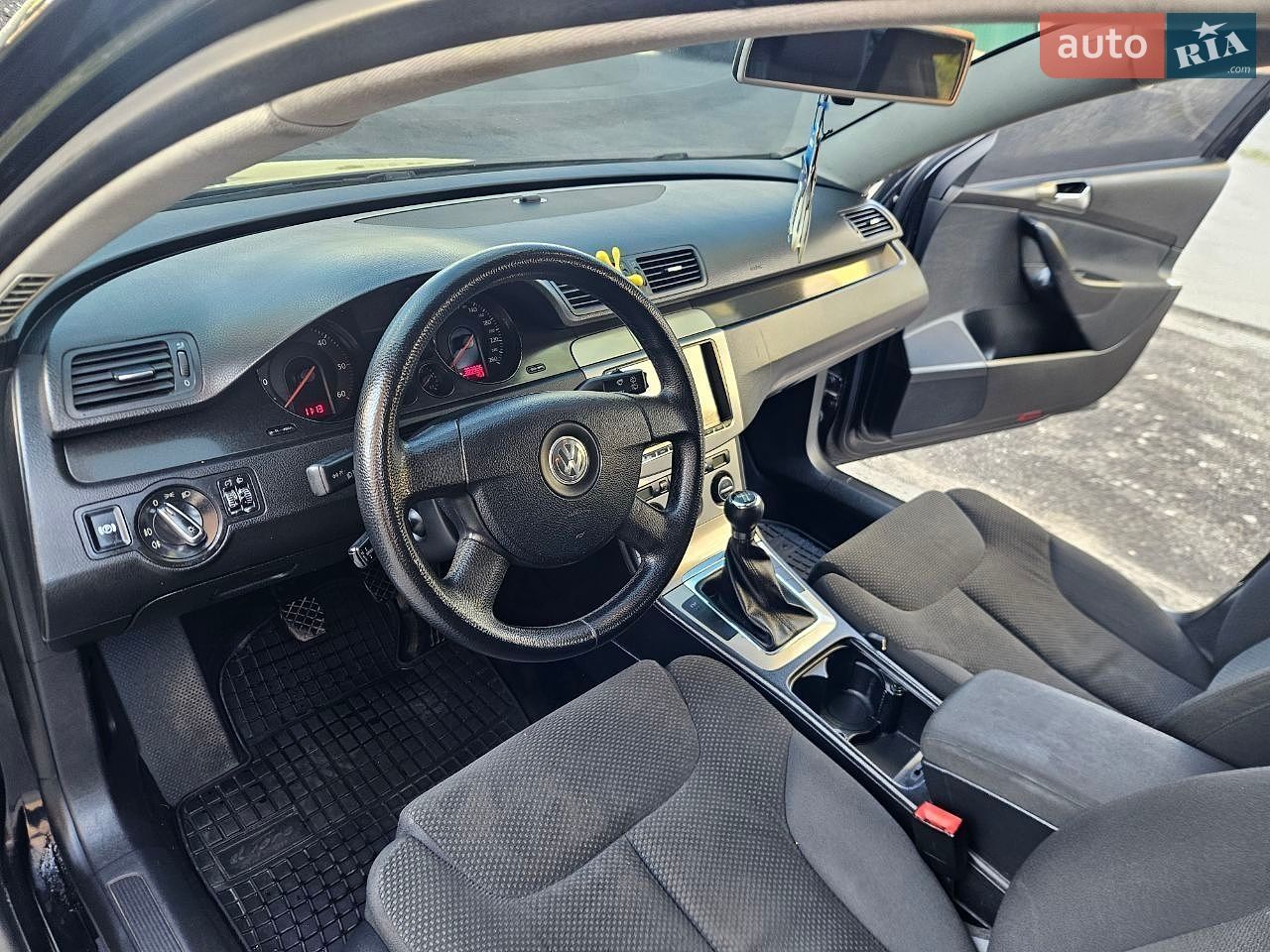 Volkswagen Passat 2005 VIN WVWZZZ3CZ6E103679 фото оголошення 19 з 34