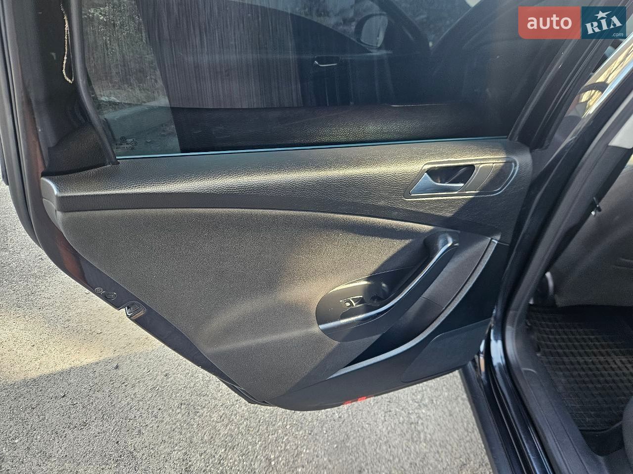 Volkswagen Passat 2005 VIN WVWZZZ3CZ6E103679 фото оголошення 24 з 34